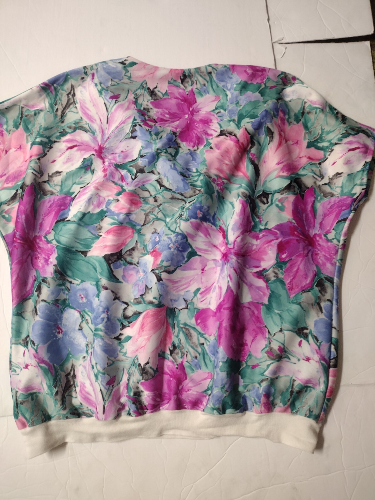 Blanche lady ronte golden girls vtg shirt. Unique. Bright colorful. Woman’s Loud