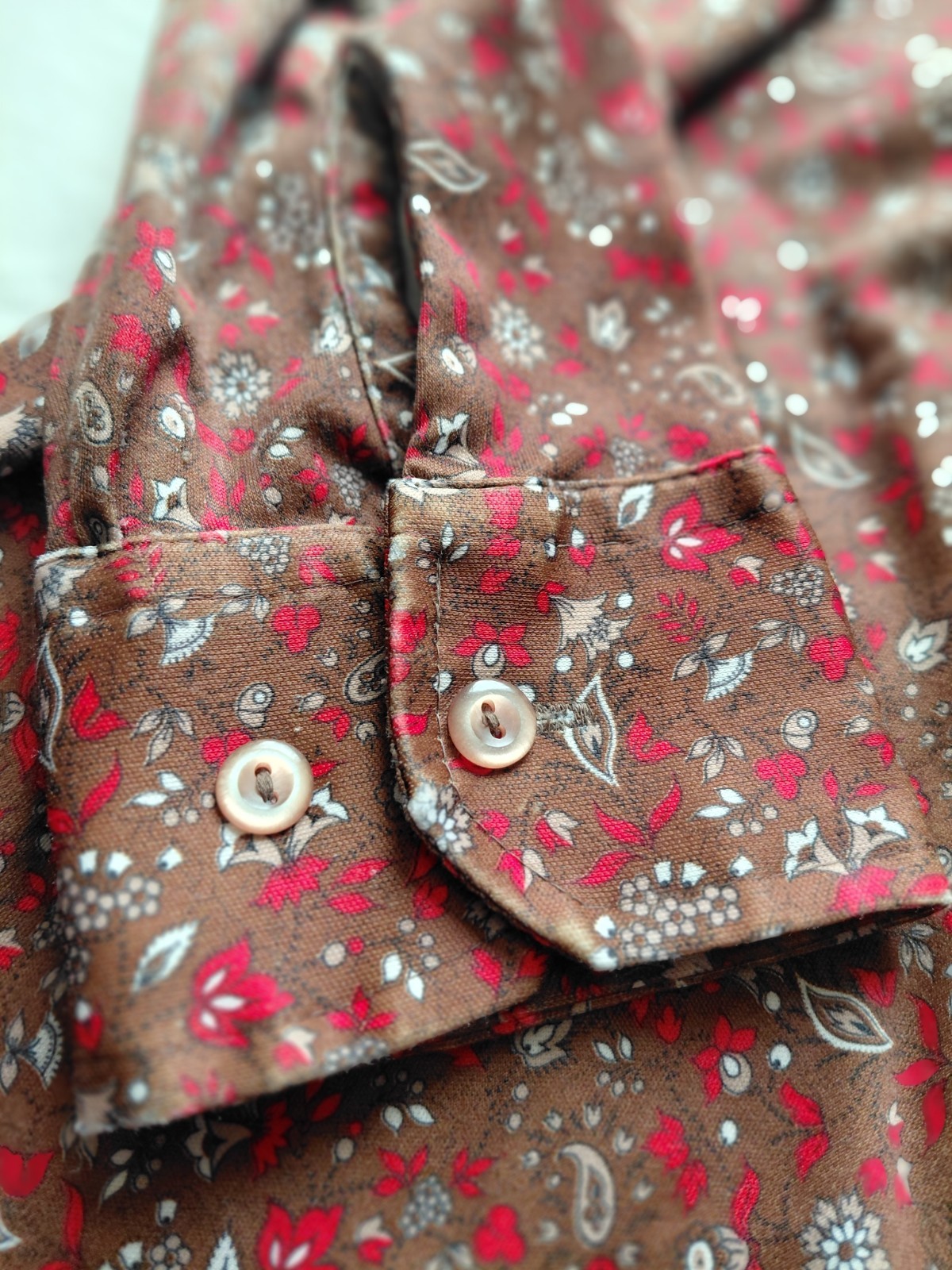Vintage 1970s Sears The Shirt Paisley Blouse Brown Red Dagger Collar Western XL