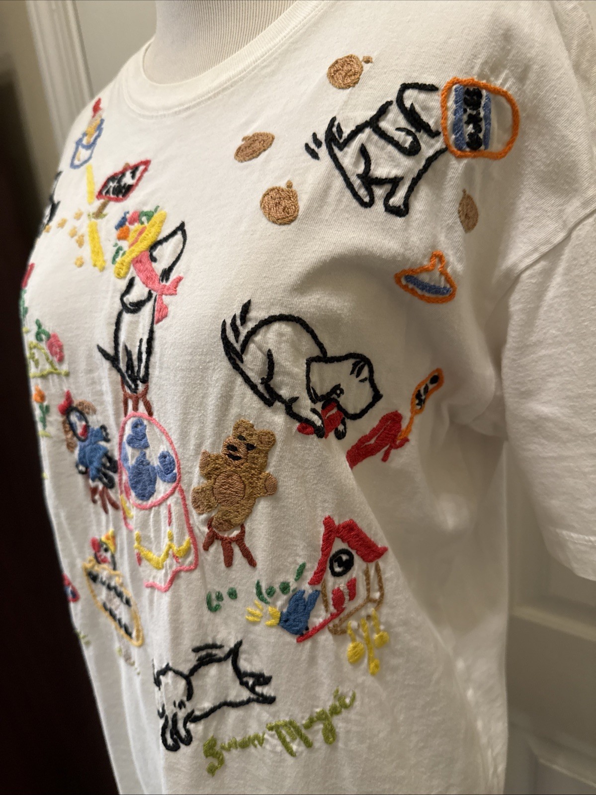 VTG 90s Swan Magic Hand Embroidered Shirt Sz Small Dog Party