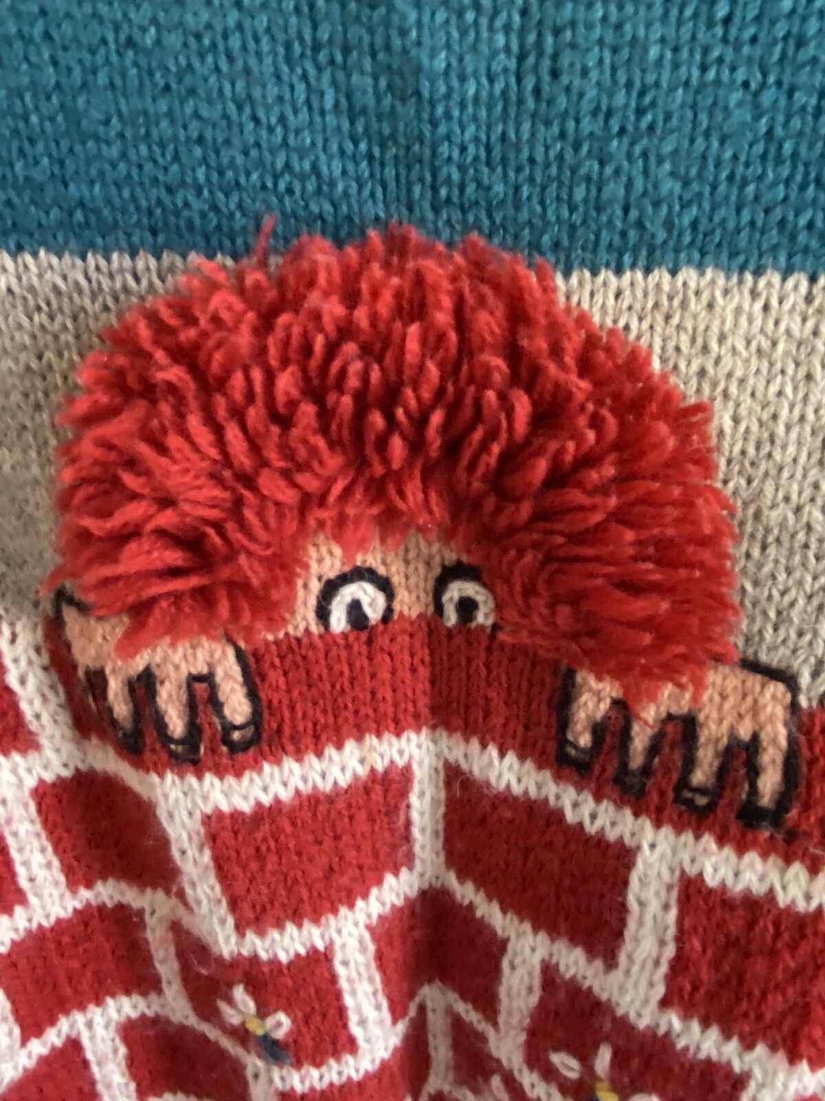 SO UNIQUE Peter G’s General Store Redhead & Brick Wall Wool Sweater Both Sides~M