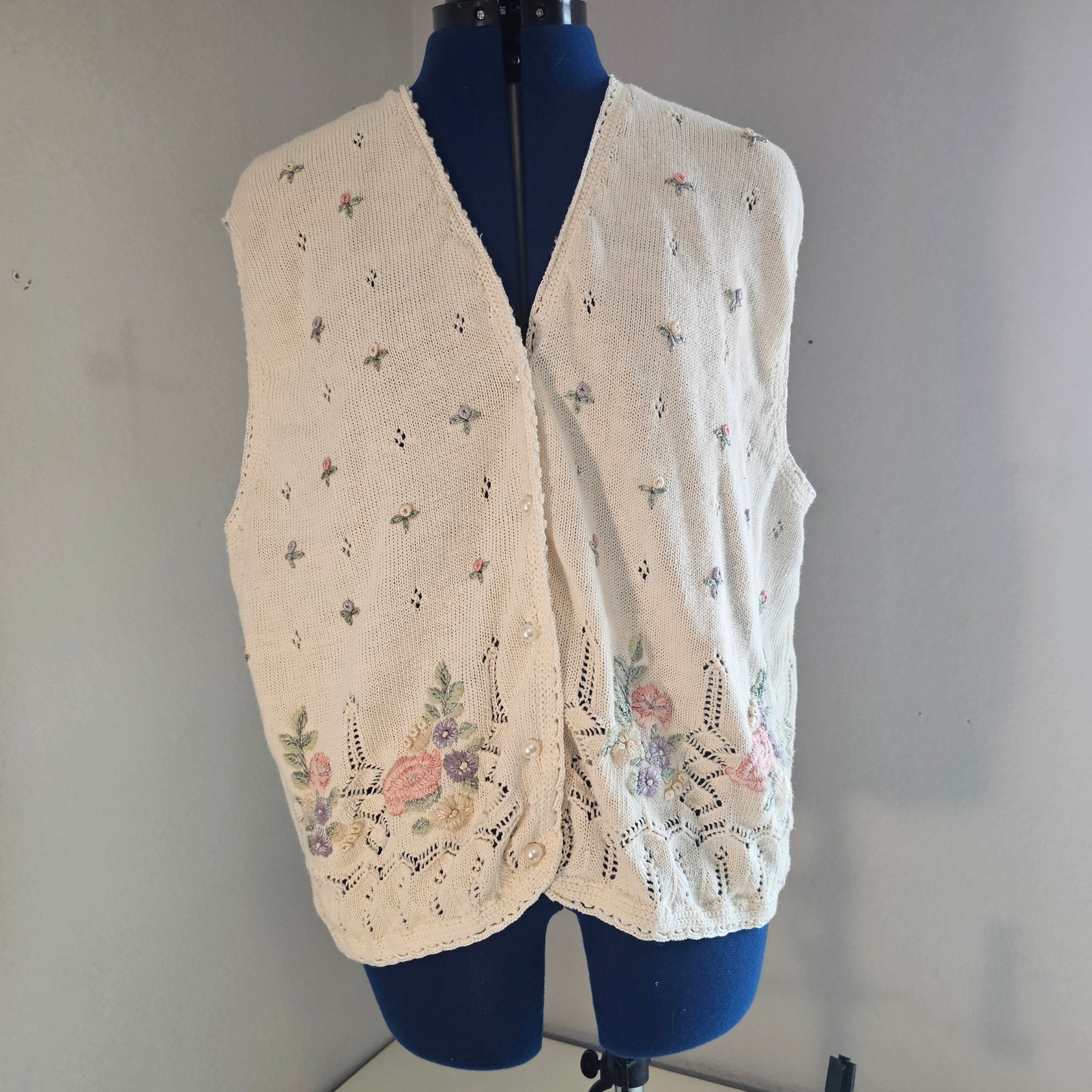 Vintage knit floral vest cottagecore fairycore pink pearl buttons xl