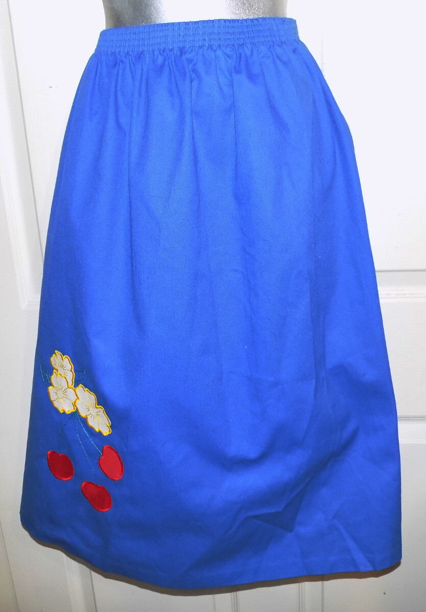 Vintage Blue Cotton Polyester Skirt Cherry Blossoms Cherries W23 – 26″ Medium
