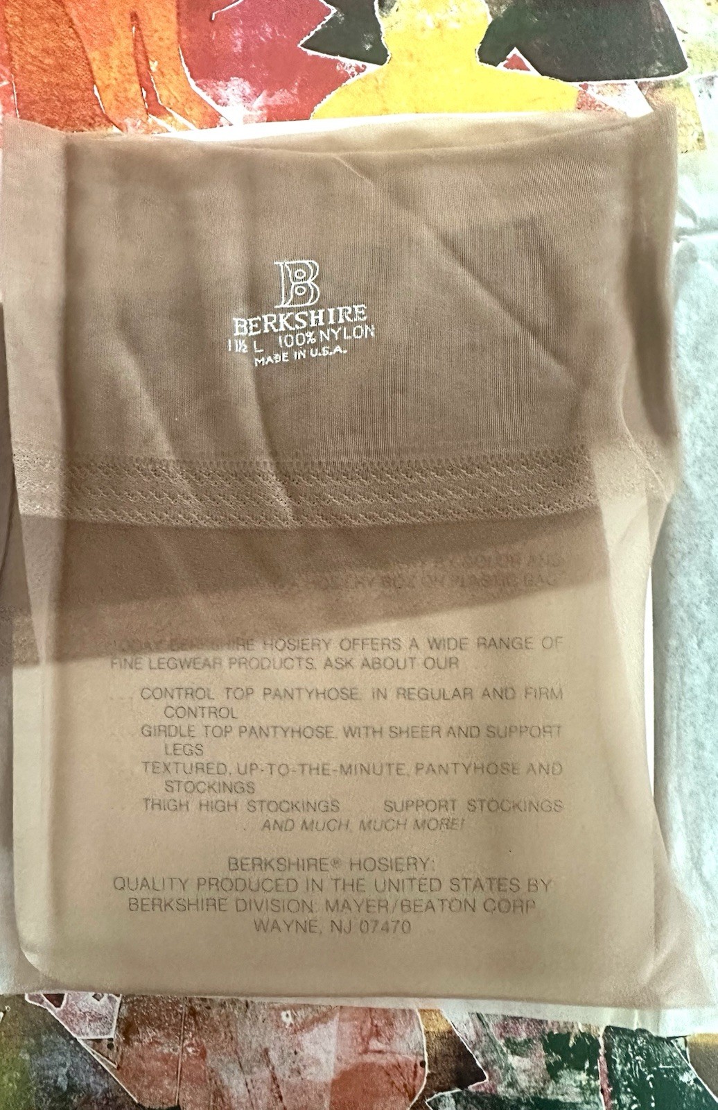 Vintage Pair Berkshire #1557 Micro Lace RHT Garter Stockings 11 1/2 L, Beige