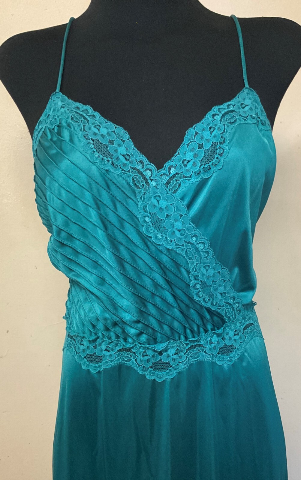 Jade Green Nightgown Jenelle of California Made in the US Size Tall Large (VC43)