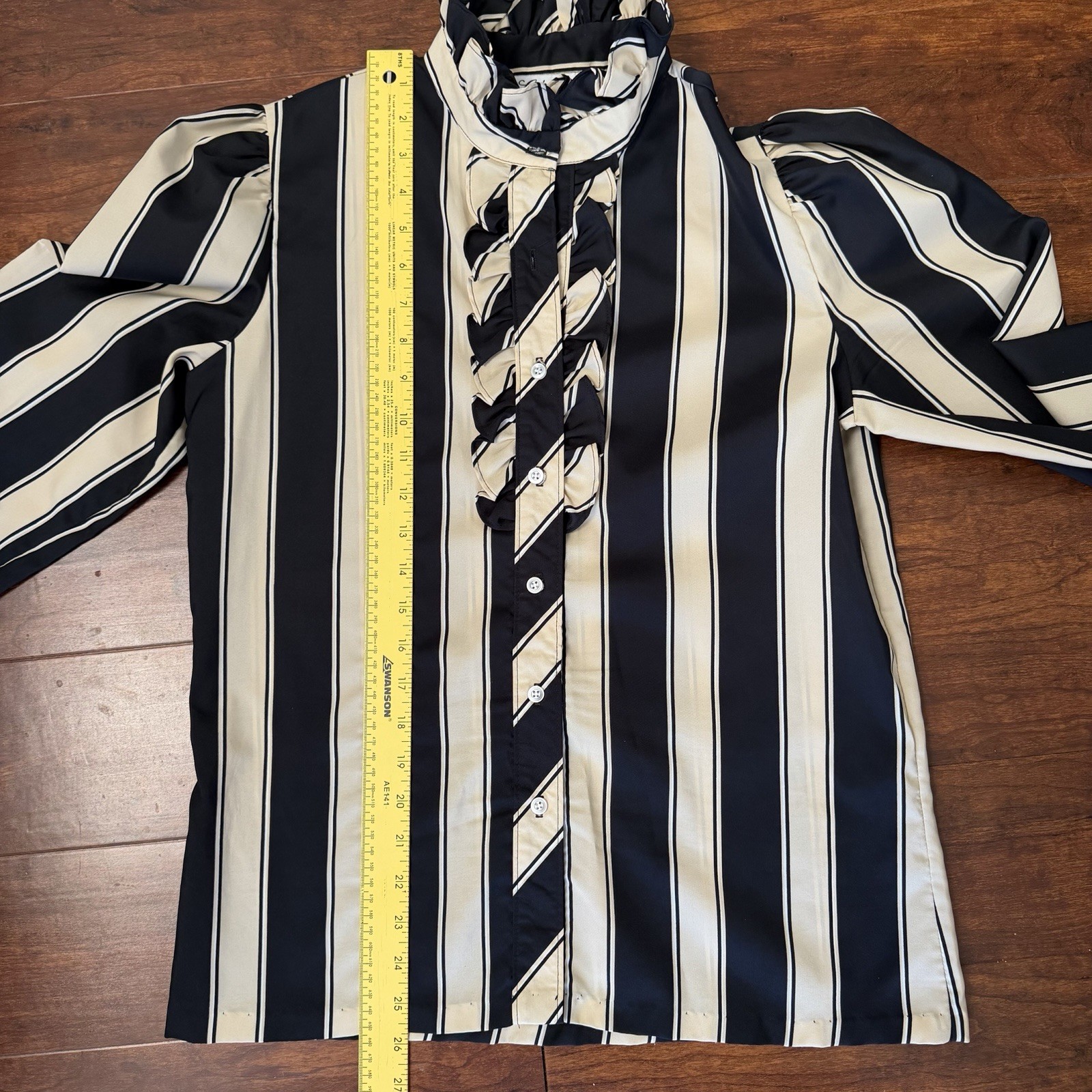 Lucky Winner Cream & Black Stripe Ruffle Button Front Blouse Size Small Vintage