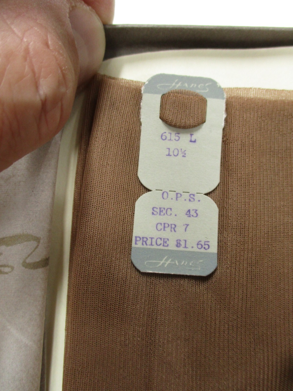 1PR VINTAGE HANES 615 RT SHEER HEEL NYLON STOCKINGS SIZE 10 1/2 LONG BALI ROSE