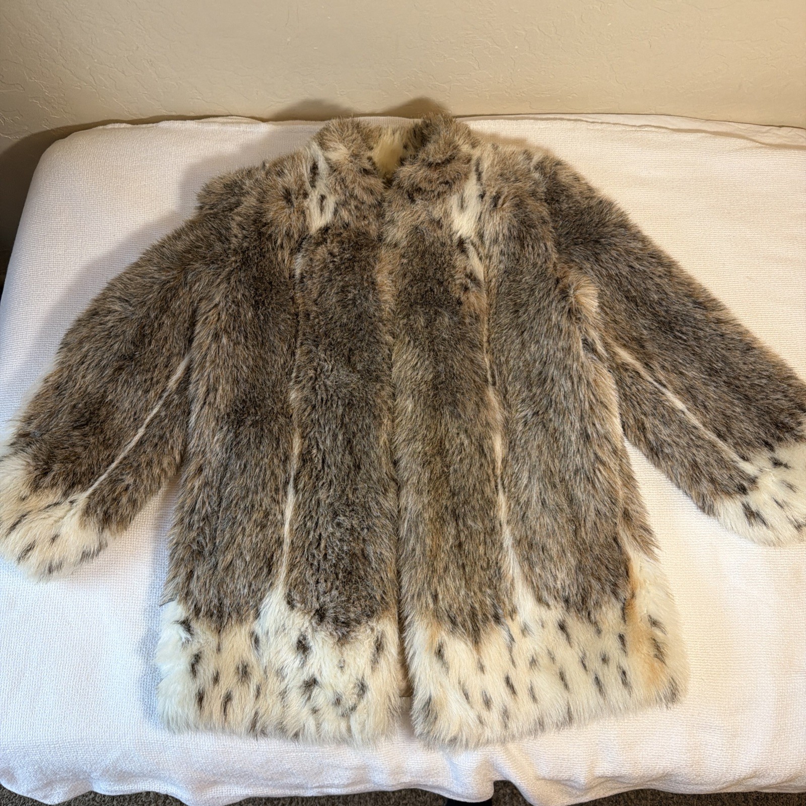 Vintage Foxrun Fur Coat Fox Faux? Needs Some Work Large