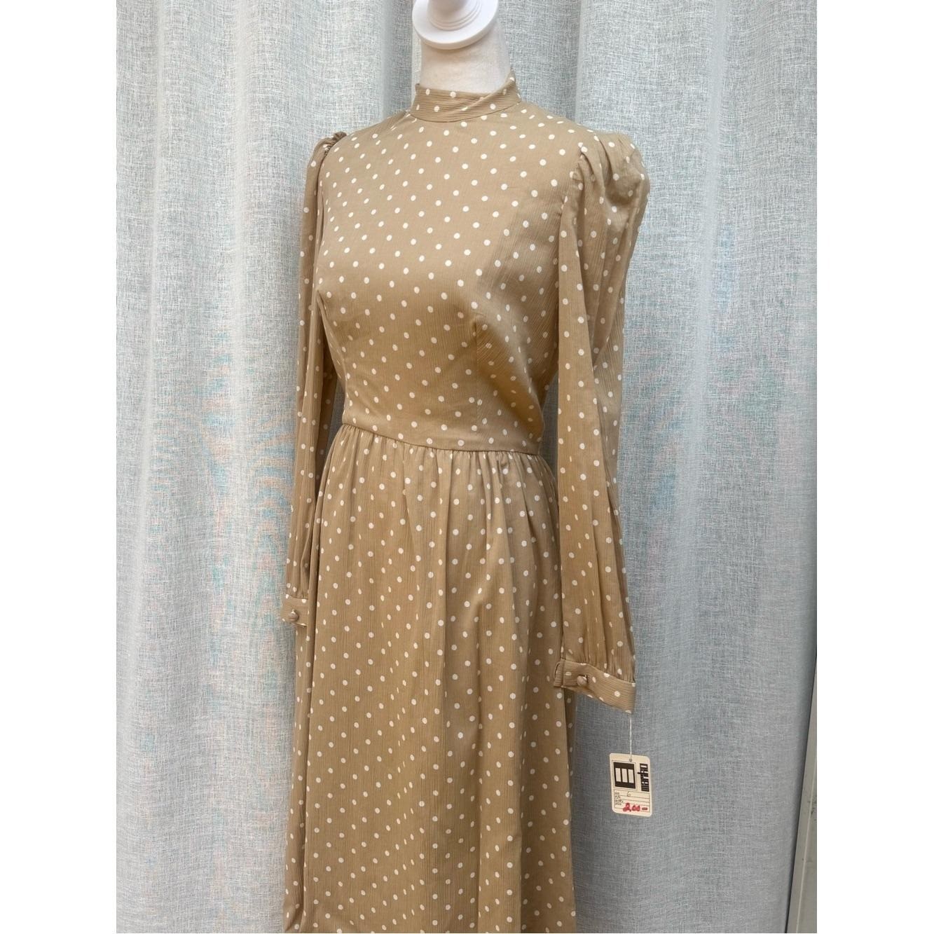 Vintage NWT Mariko tan white polka dots long sleeve dress