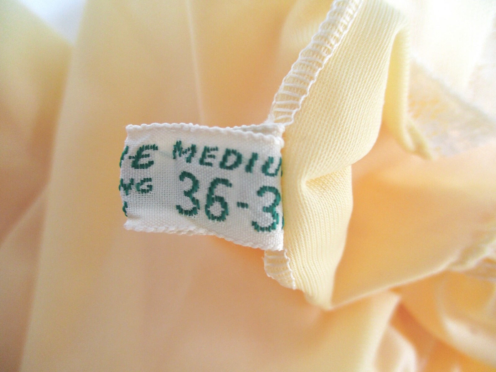 Vtg 50s 60s Lorraine Butter Yellow Nylon Bedjacket Short Robe Eyelet Lace Trim M