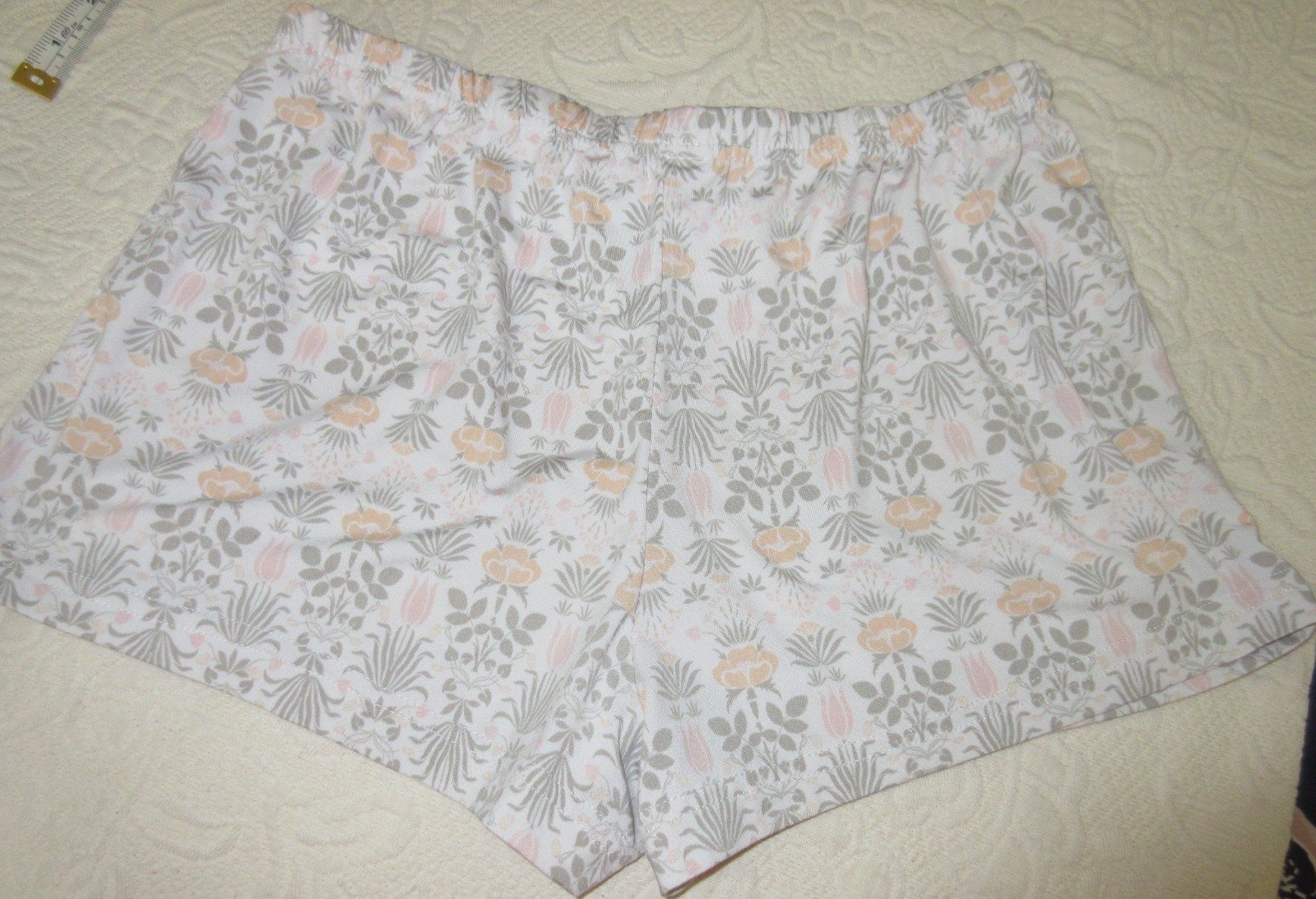 NANETTE LEPORE MELON PINK GRAY sleep shorts slippery poly sz M