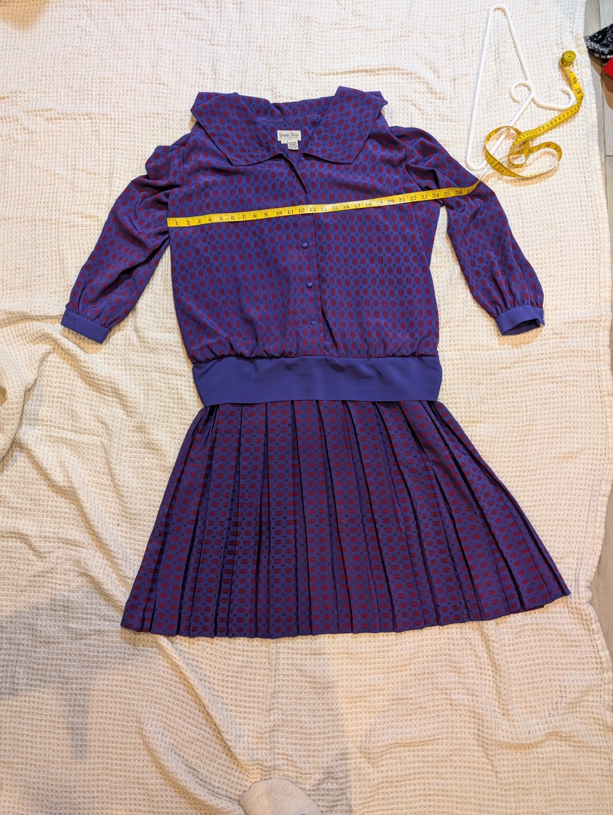 Vintage 1980 Grace Tone Fashion Purple And Red Dress. Vintage Size 20