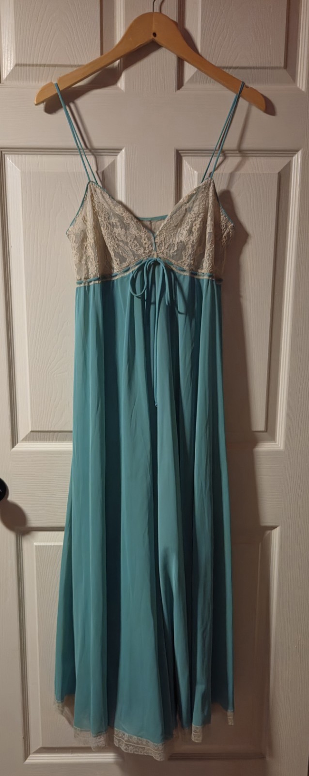 Women’s Vintage Claire Sandra by Lucie Ann Slip Nightgown
