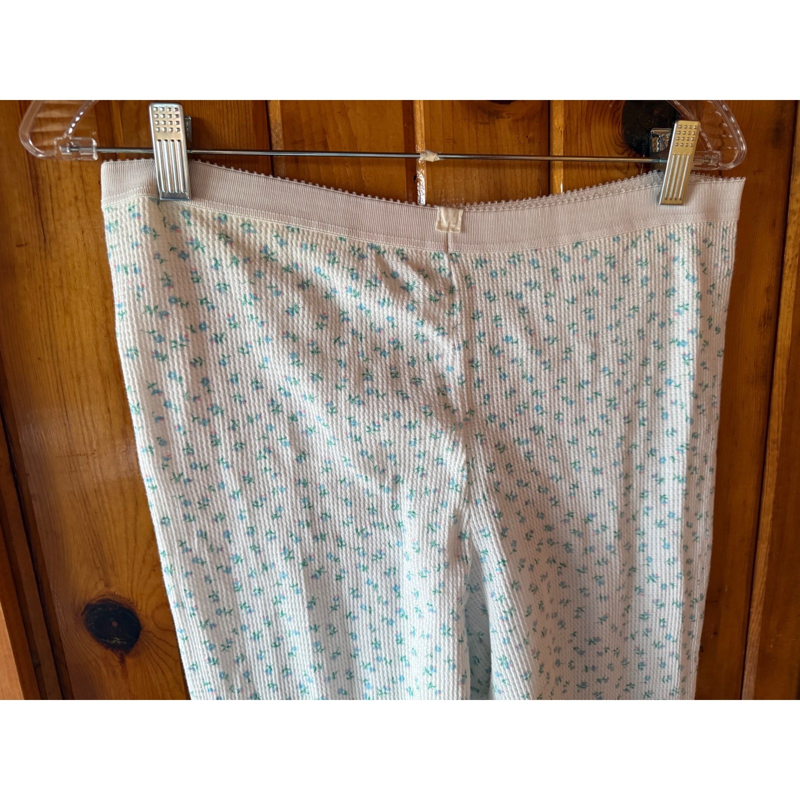 Vintage Pleasure Knit Floral Waffle Thermal long underwear White Blue size XL