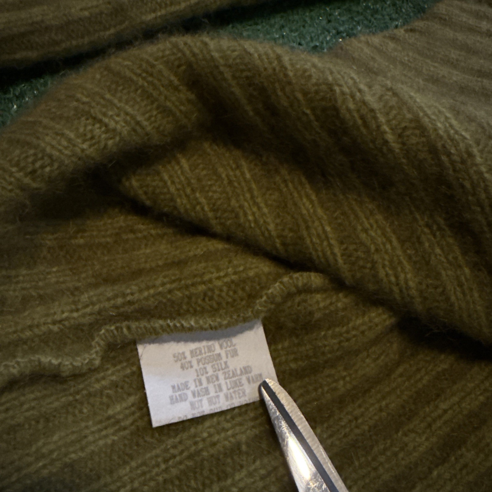 Vintage KORU New Zealand Sweater Possum Fur Merino Wool Silk Women L Olive Zip