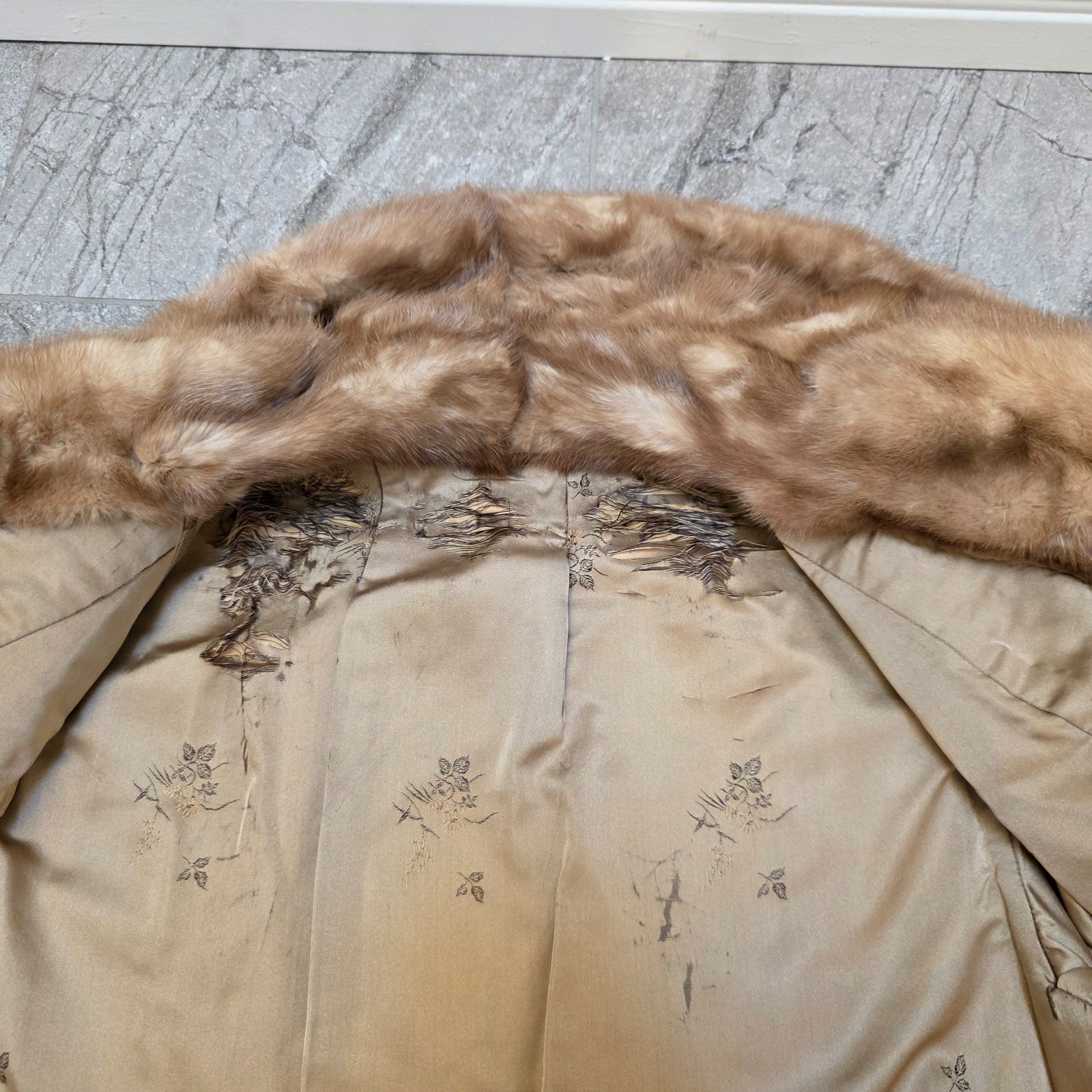 Vintage Mink Fur Stole Honey Brown vtg made in Paris 50’s vtg