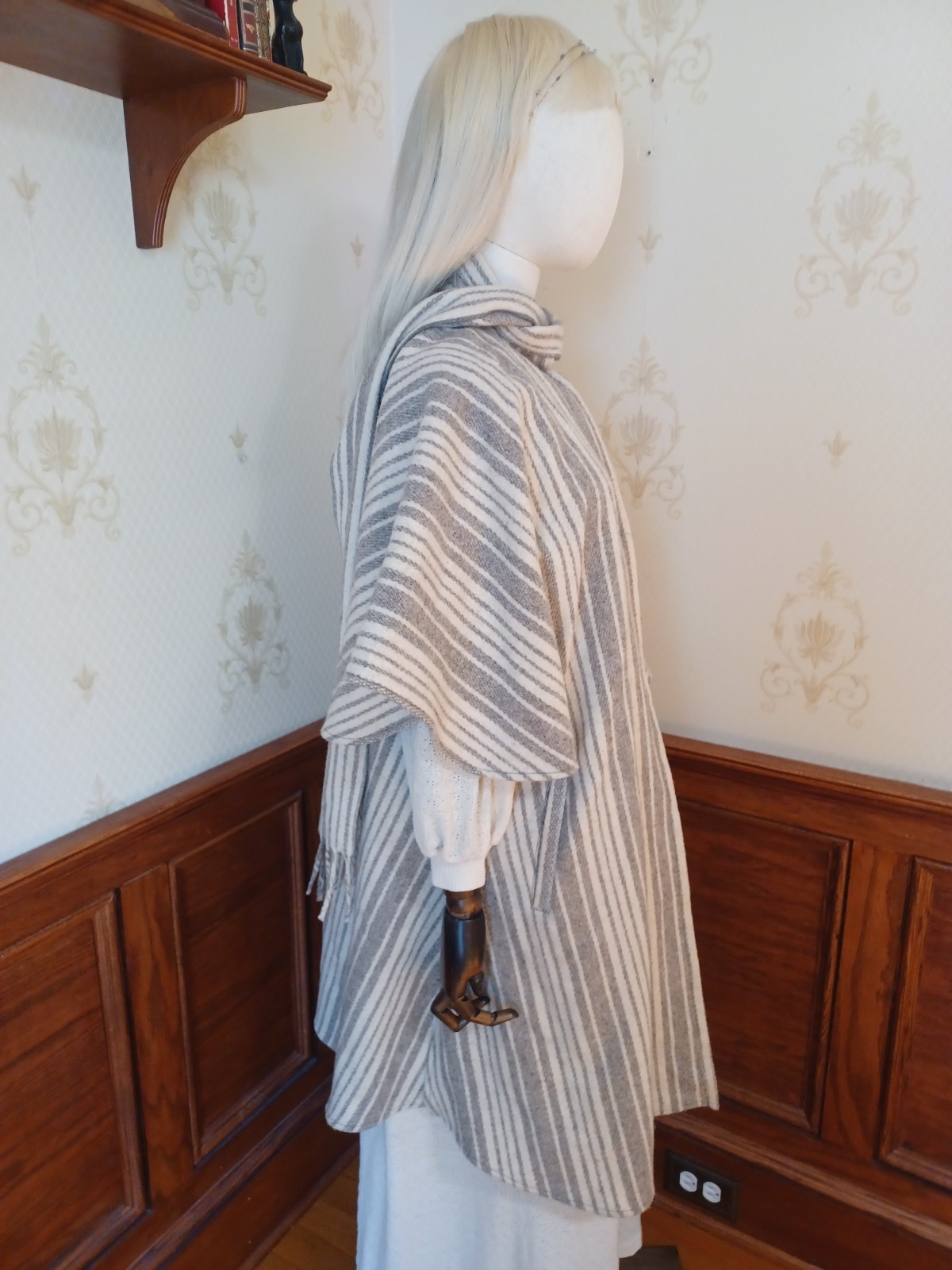 Vintage 1960s/1970s Grey Stripe Wool Boho Victorian Cottagecore Cloak Coat