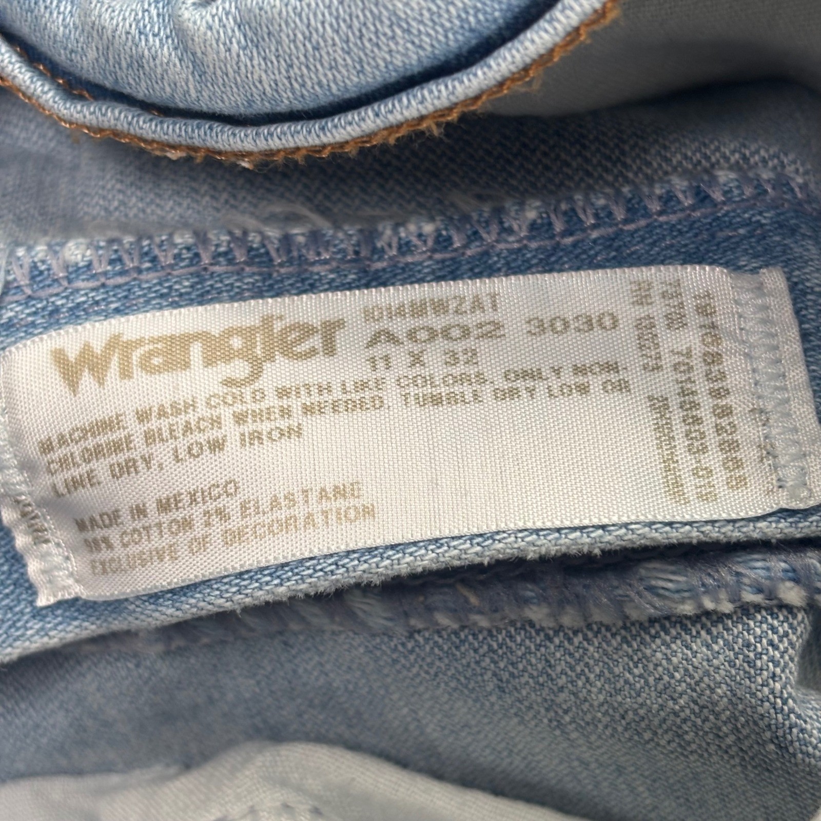 Vintage Wrangler Western Jeans 29W x 31L Light Blue Straight Leg Denim Women’s