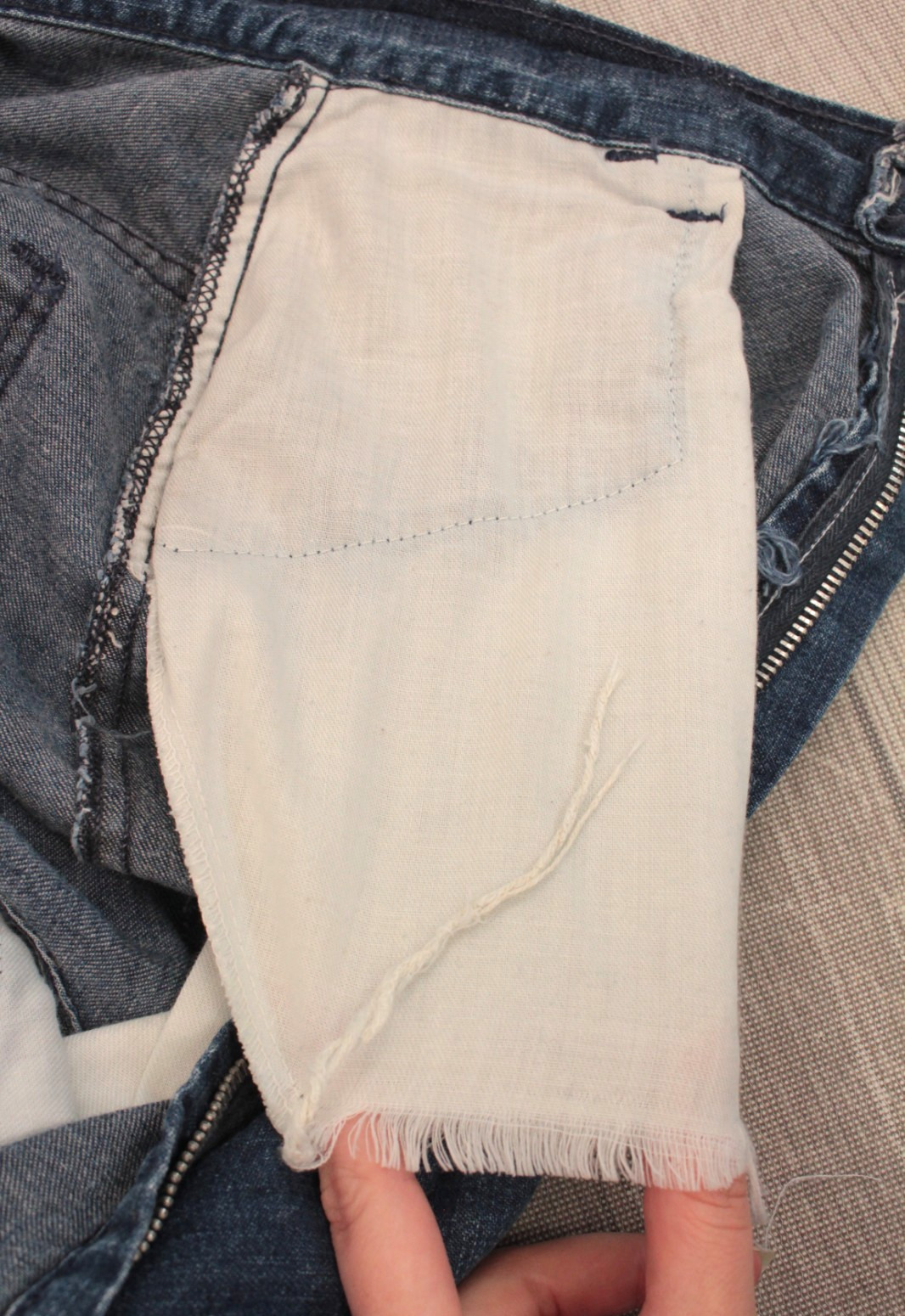 VTG Women’s 60s Blue Denim High Waist Straight Leg Jeans Sz 27″ 1960s