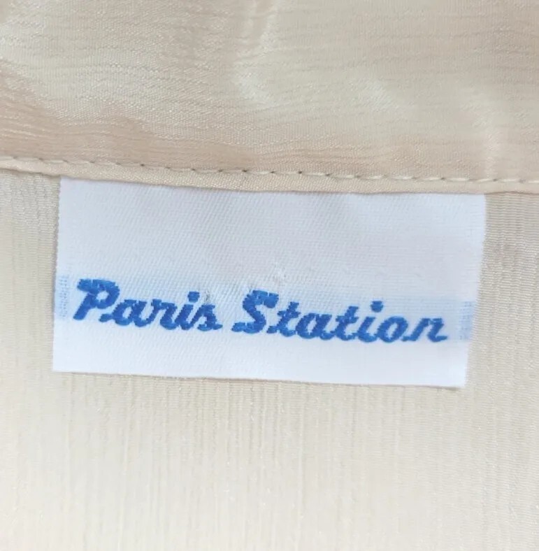 Vtg Paris Station Peachy Cream Blouse w Con Button Down Front Size XL?