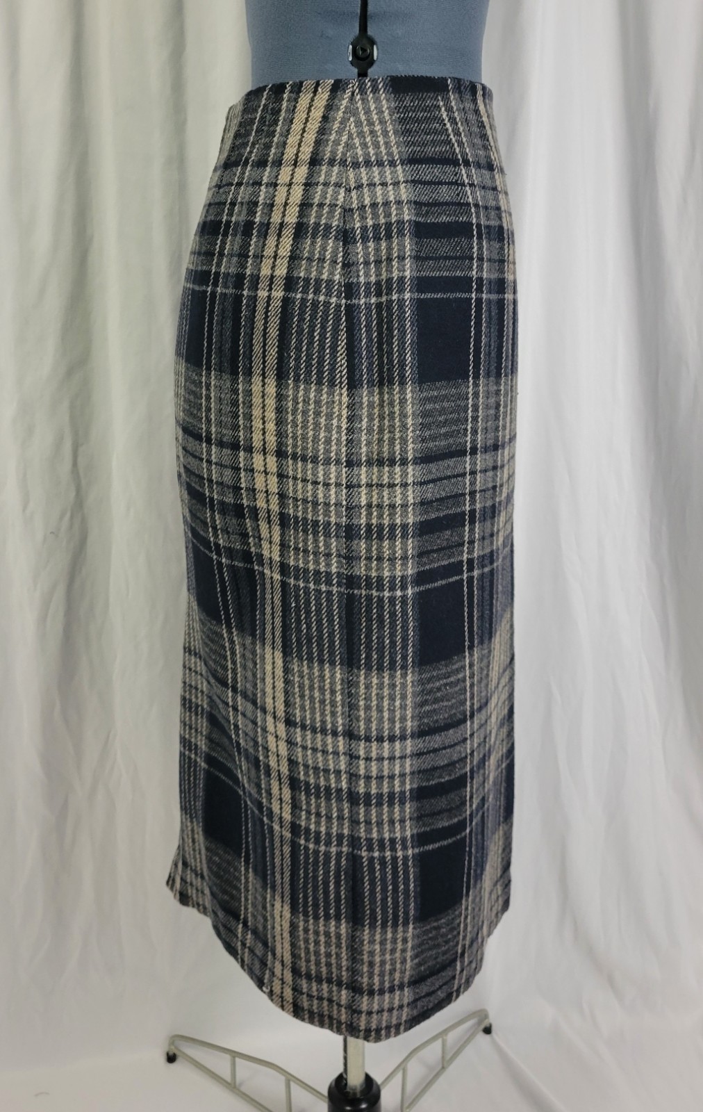 Vintage Savannah Navy/Lt Grey/Dark Grey Plaid Wool Blend Pencil Skirt Size 8