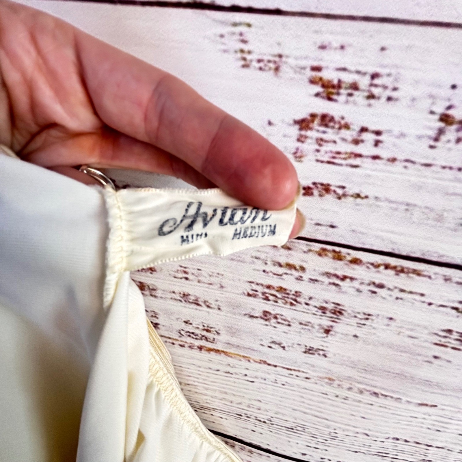 Coquette Cottagecore Vintage Mini Half Slip M Avian Medium Ivory Nylon