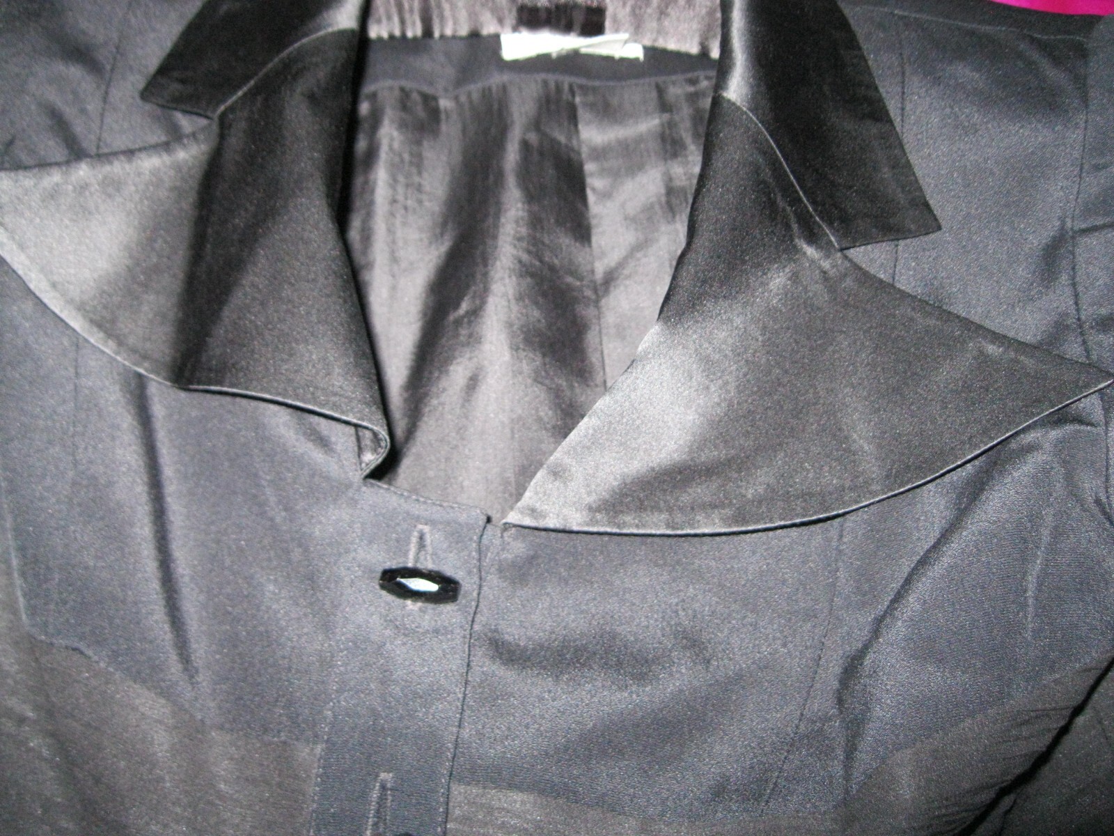 VINTAGE, SHORT BLACK SILK JACKET, SZ . 4 OR 6, L/S W/ SILK COLLAR, DRESSY, LINED
