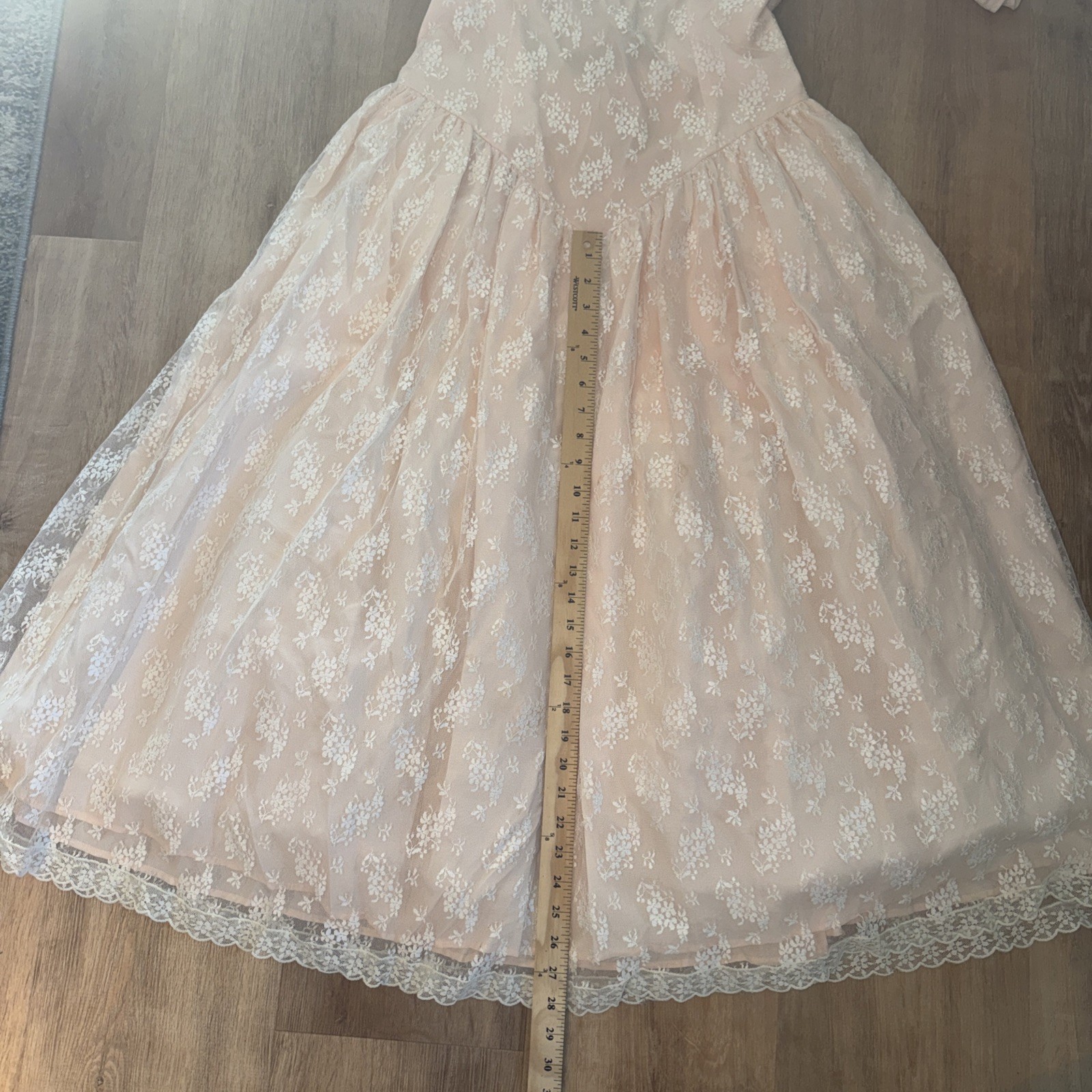 Vintage McCLINTOCK Peach Tea Dress Lace Floral Size 14 Cap Sleeve Open Back