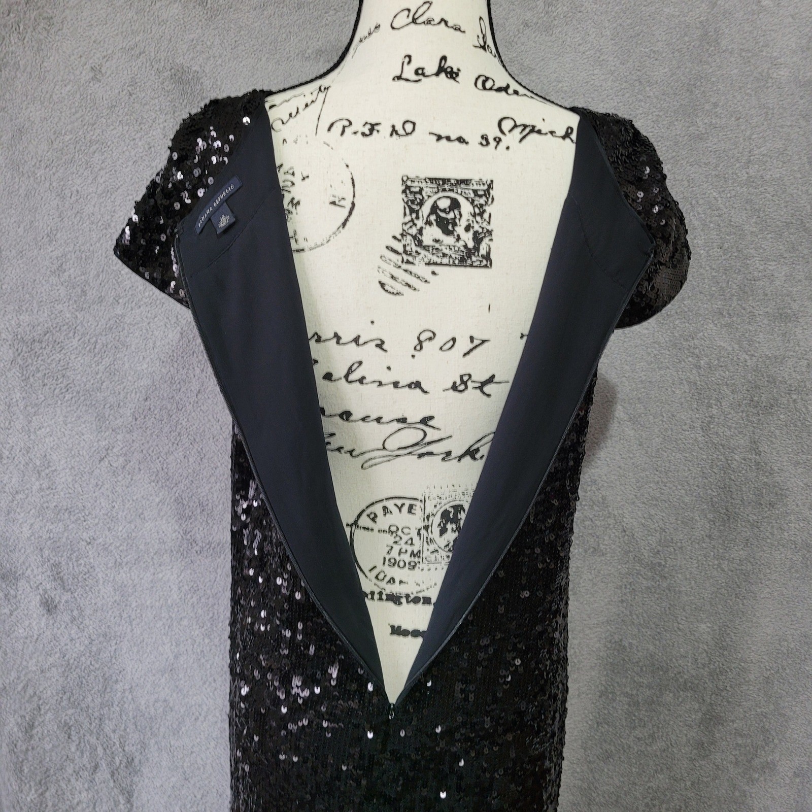 Vintage y2k Banana Republic black sequin cocktail shift dress 100% silk glam