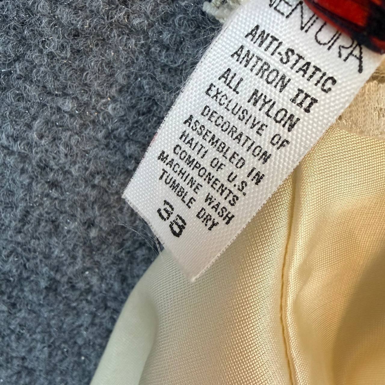 Vintage VENTURA Ivory Nylon Slip Nightgown Lace Trim Adjustable Straps 40”