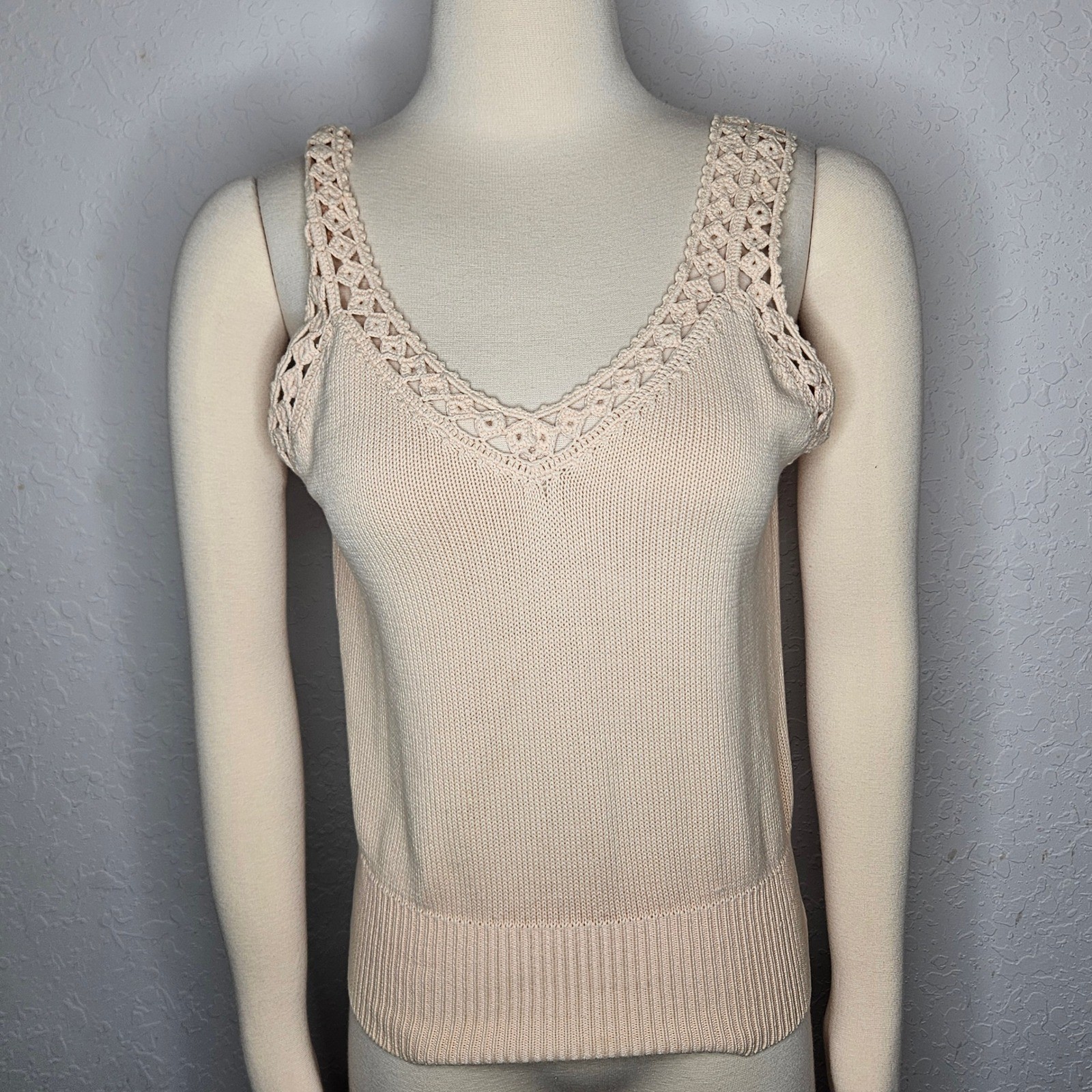 Vintage Magnolia Musk Melon Cotton Knit Tank Top Crochet Trim V-Neck Size M