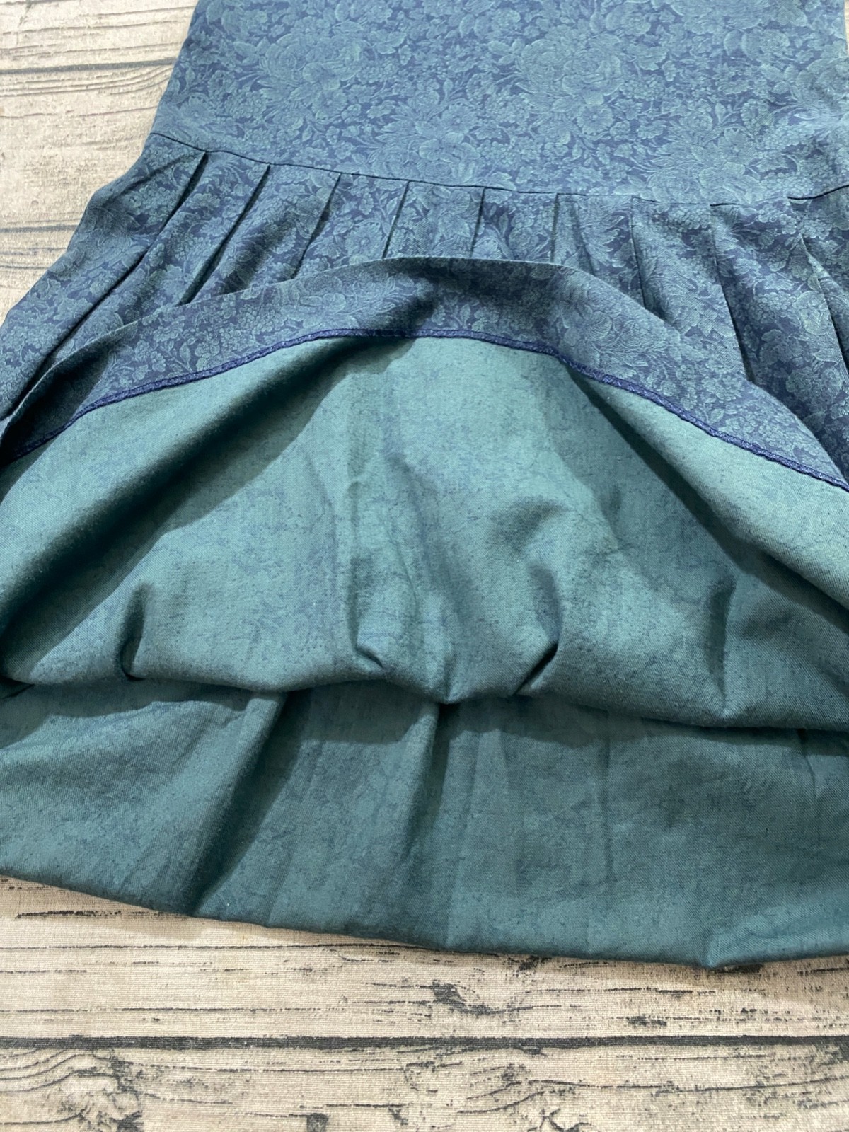 Laura Ashley Vtg 80s 8 Prairie Cottagecore Drop Waist Floral Lace Bibbing