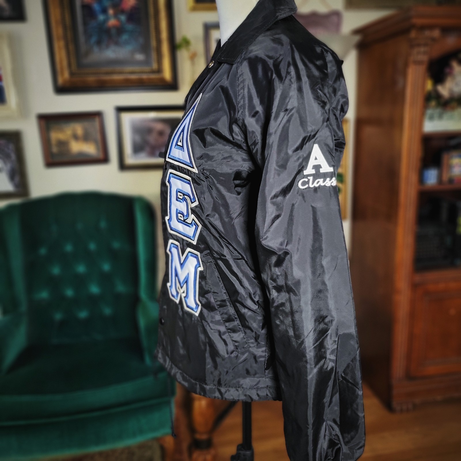 Vintage 90s Cardinal Delta Epsilon Mu Sorority Coach Jacket Black Snap S