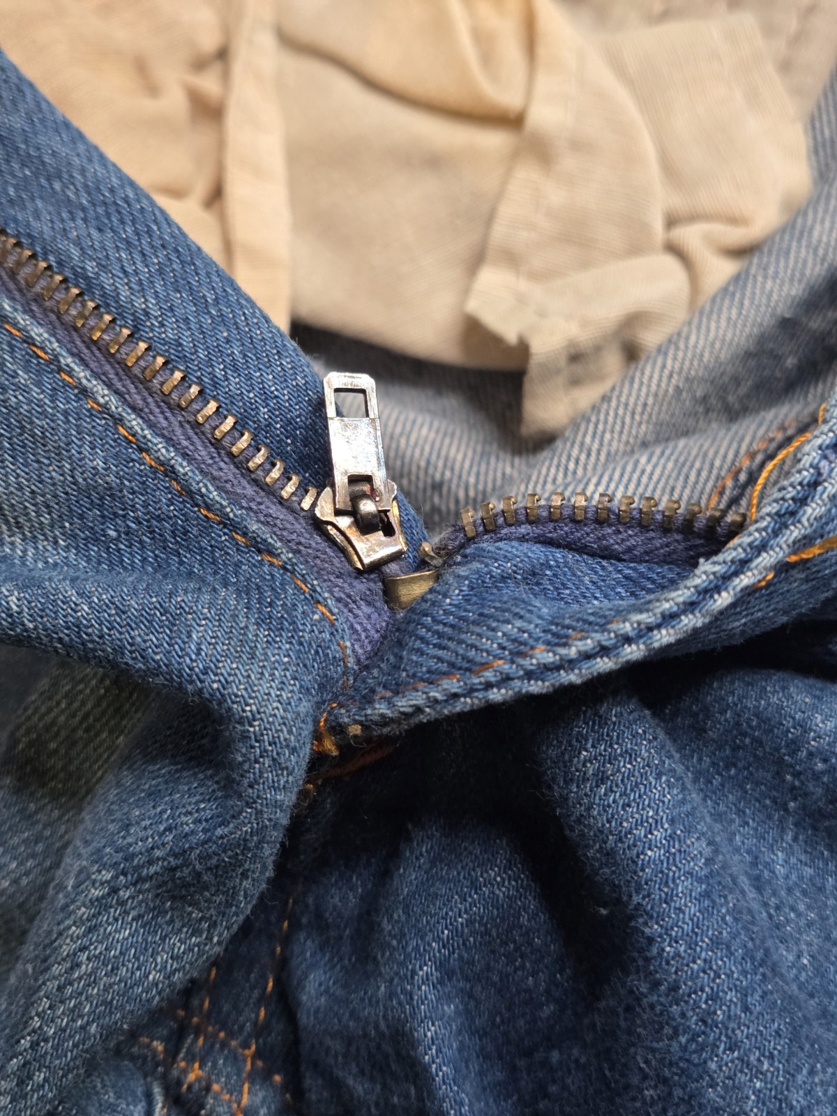 Vintage 70’s Lee-Fur Denim Leather Panel Bell Bottom Jeans 29×34