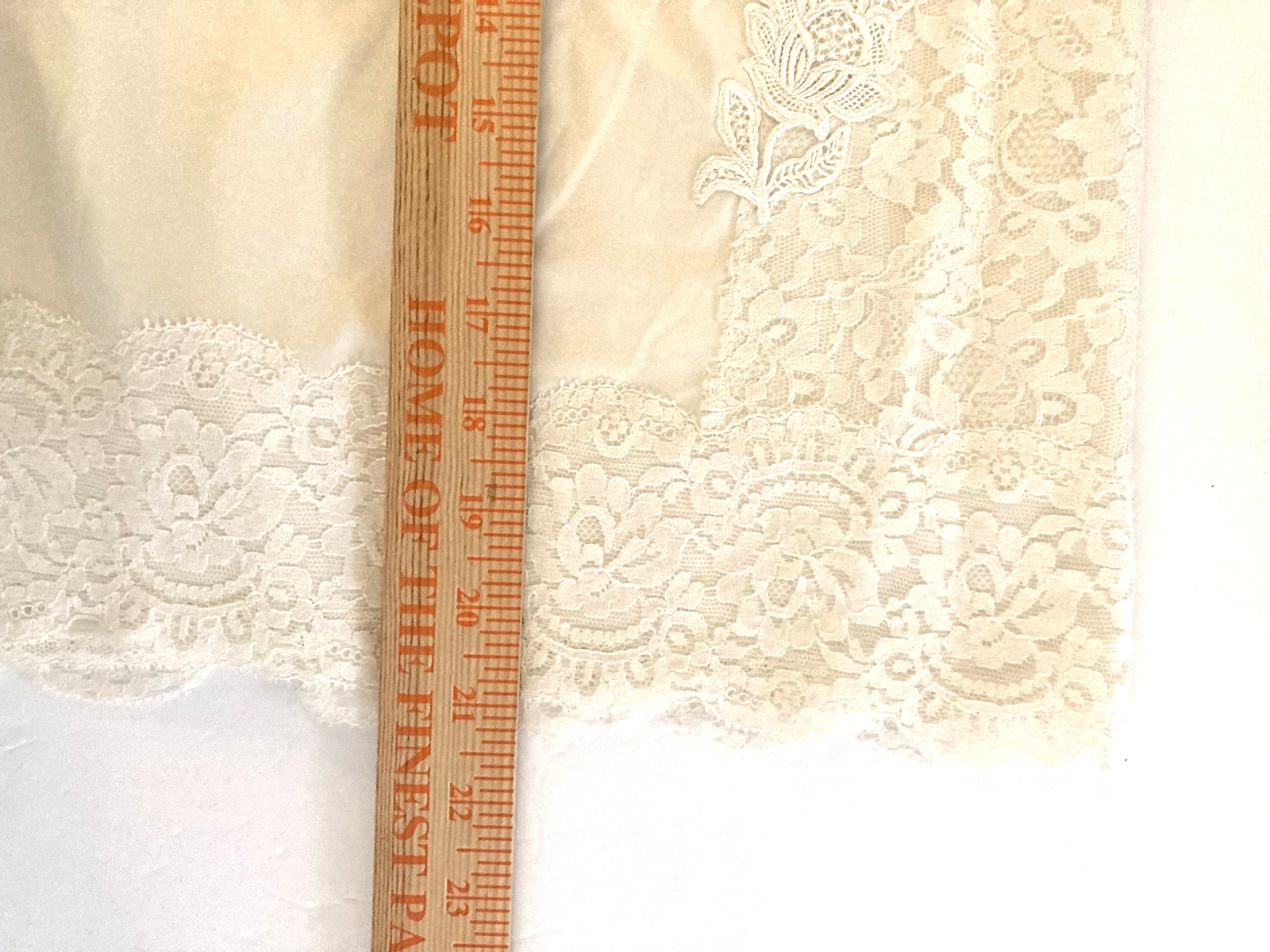 Vintage 70s Gaymode Half Slip Sz L Ivory Floral Lace Detail Nylon Penney’s
