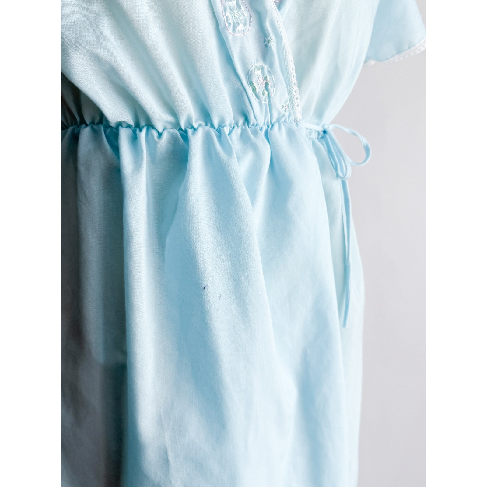 Glencraft Lingerie Vintage Wrap Robe Floral Embroidery Lace Medium Blue ILGWU