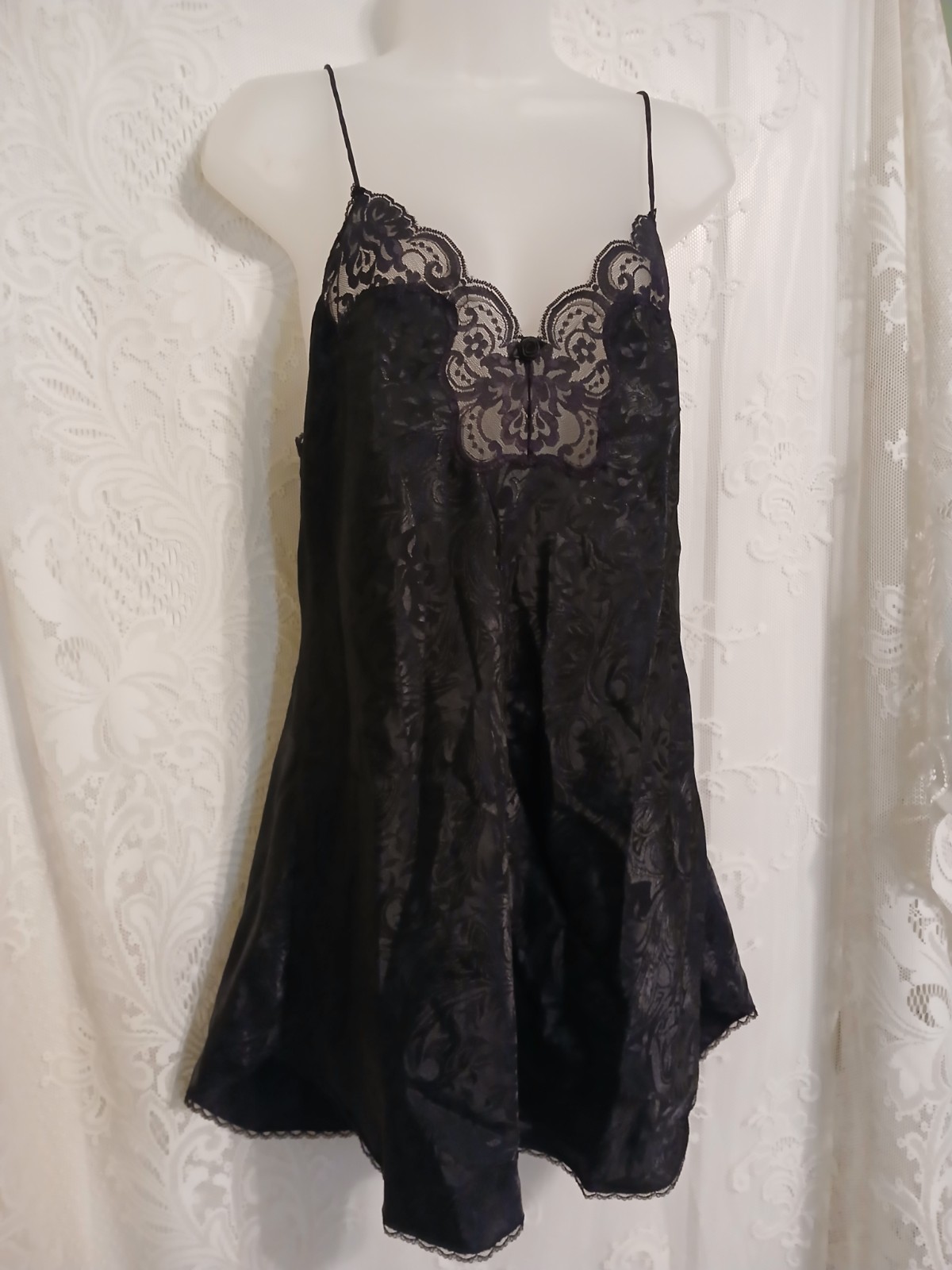 Vintage 90s Deena Black Satin Floral Brocade Lace Nightgown Nighty Lingerie M