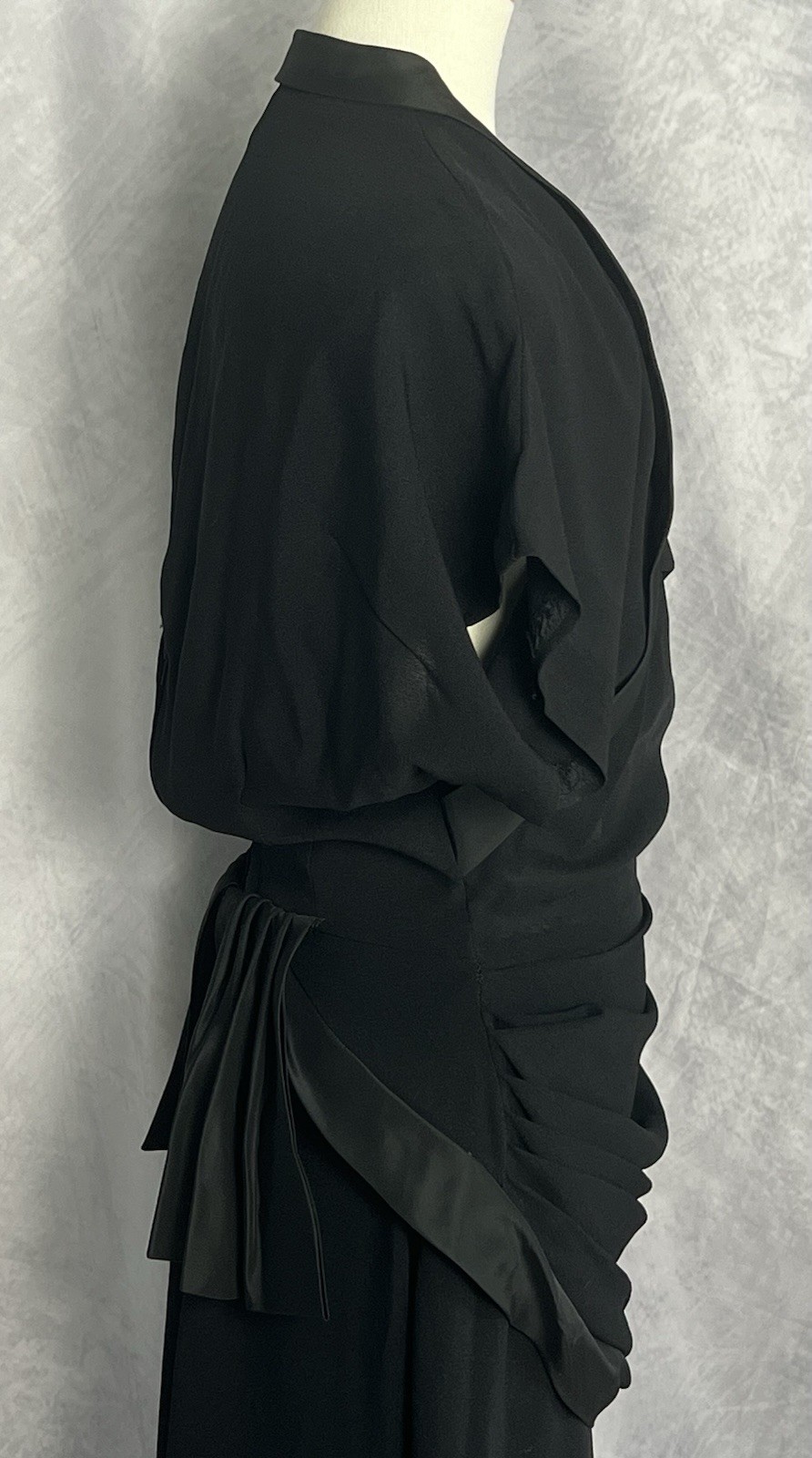 Vintage late 1940s Lombardy Black Crepe Ruched Evening Formal Dress Size XS