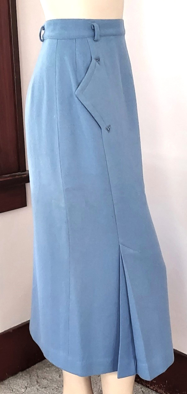 Vintage Late 50s Early 60s Light Blue Wool Skirt „Walker of Boston”