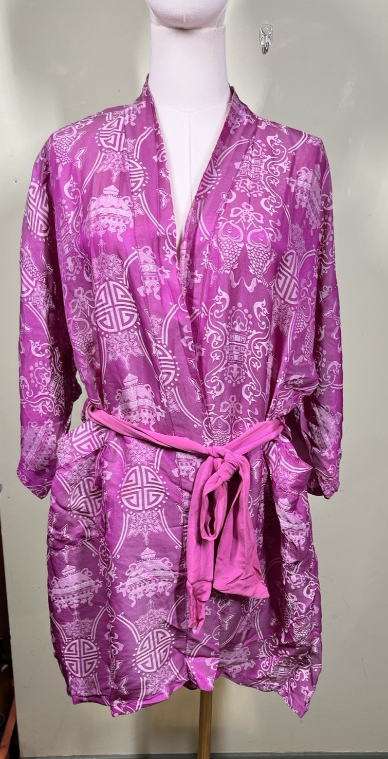 Vtg Oriental S.F. China Fuchsia Silk Robe Womens Belted Wrap Asian Kimono READ