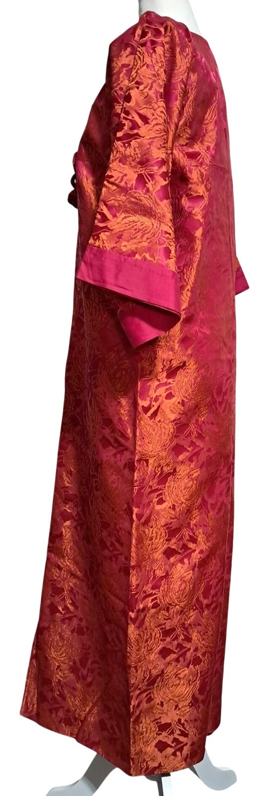 Vintage Pink & Orange Brocade Kimono Dress With Mandarin Collar Frog Buttons Hel