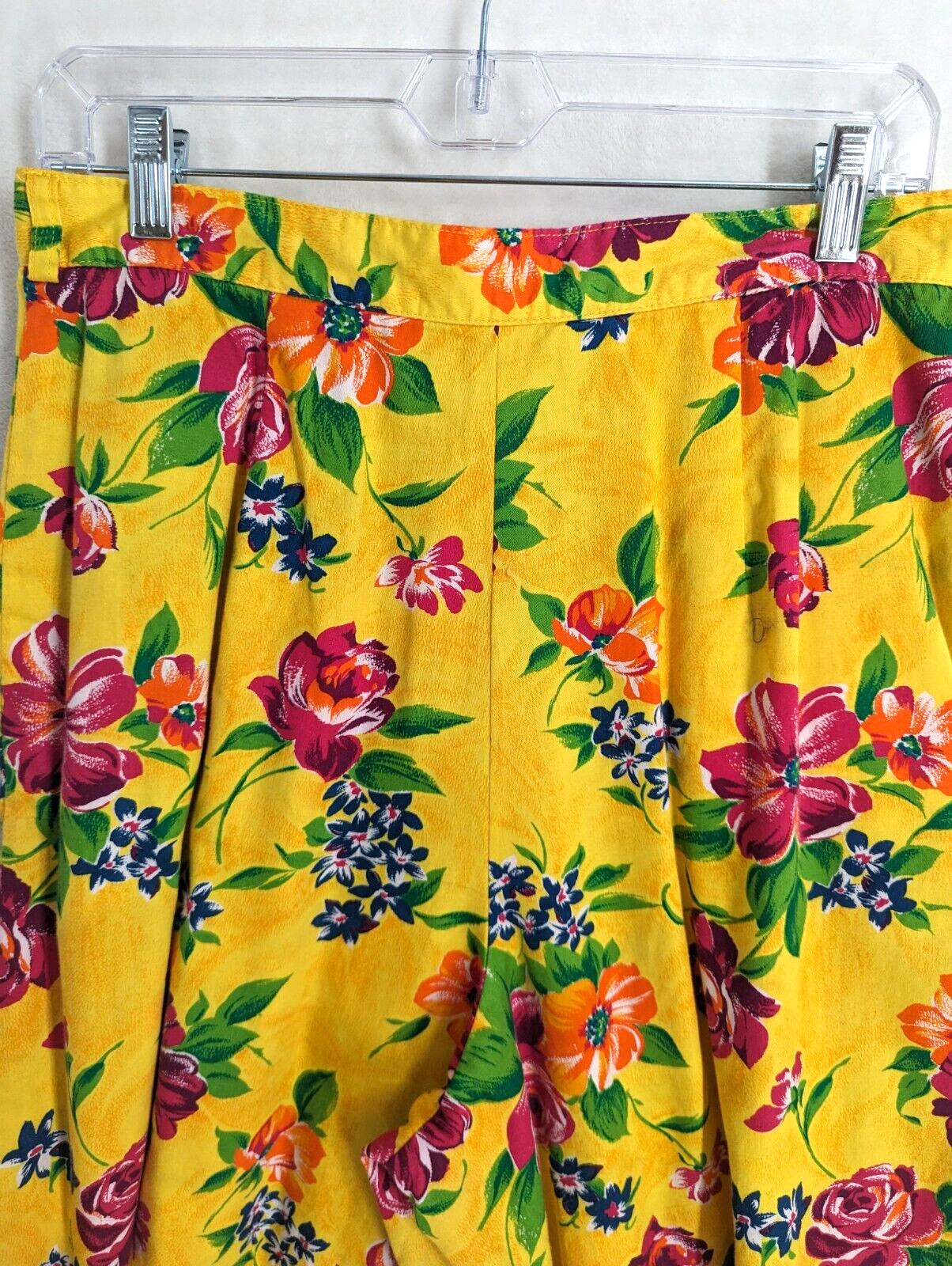 Talbots vintage women’s yellow floral cotton gaucho pants/ split skirt pockets