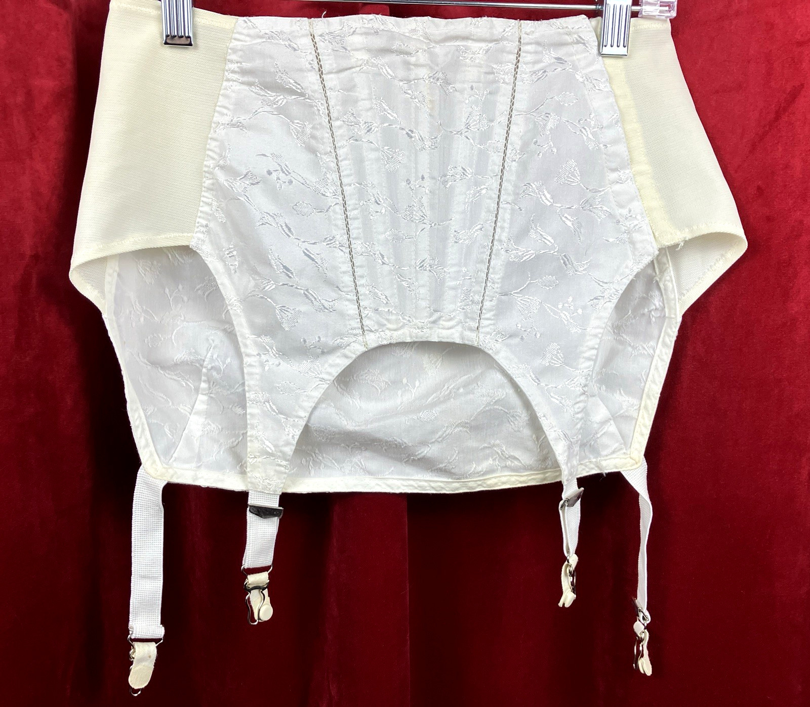Sz 28 Bestform Garter Belt Hip Waist Shaping Vintage 70s 80s