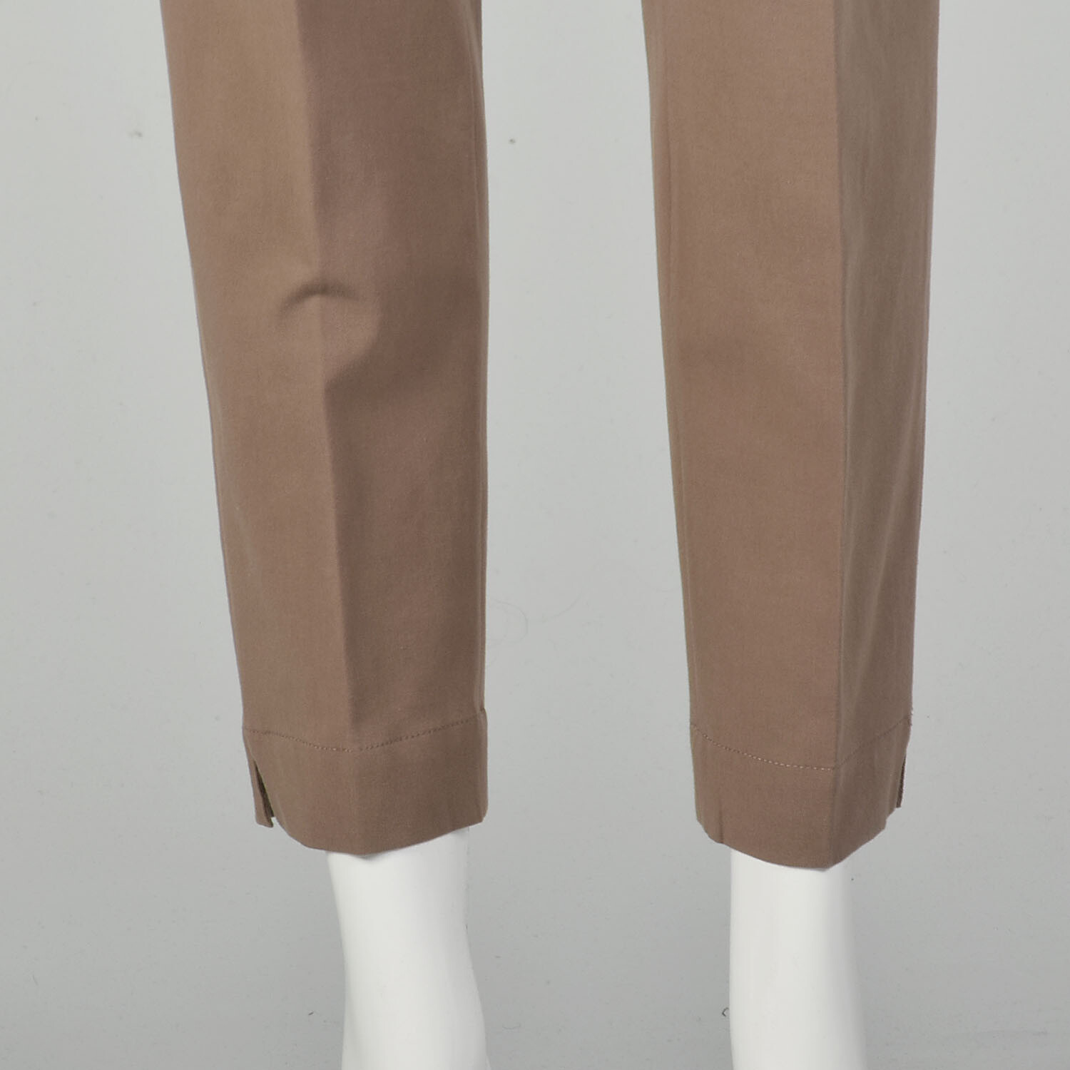 Small Brunello Cucinelli Capri Pants Pleated Tapered Leg Designer Bottoms VTG