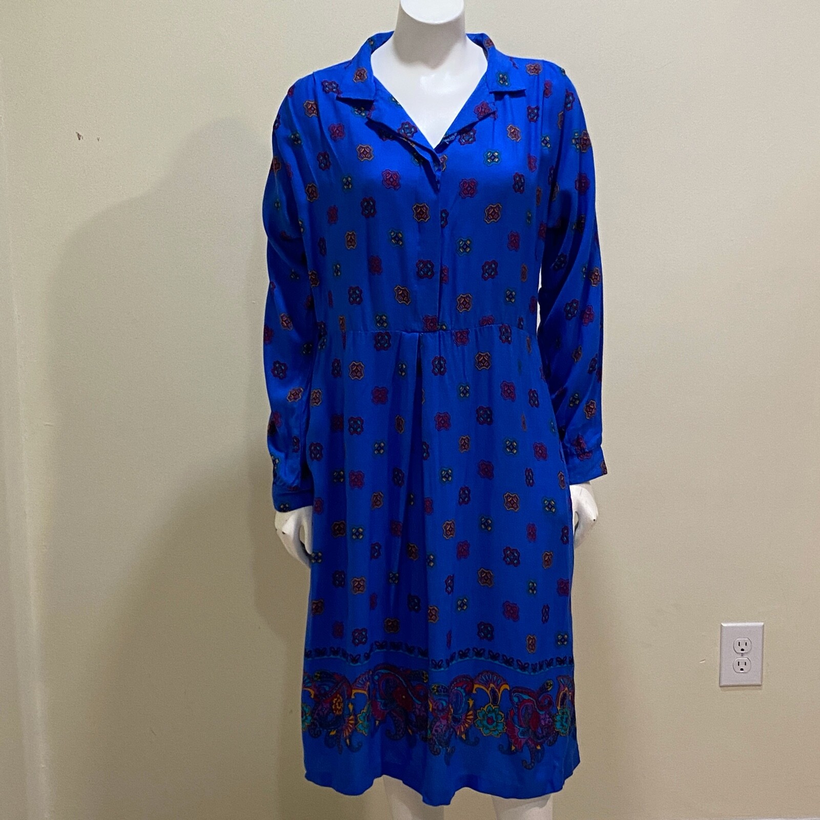 Vintage Malouf Dress Women’s 14 Average Blue Floral Rayon Pockets Belt Midi