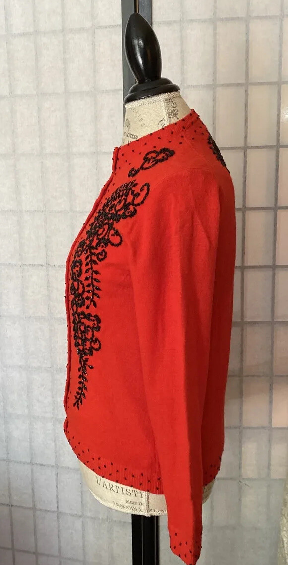 Vintage 40/50’s Stunning Red Blk Beaded Embellish Sweater 38=M/L (36” Bust)