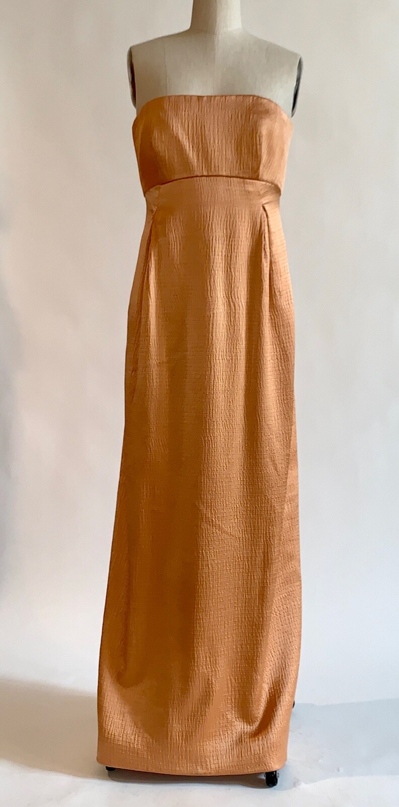 Geoffrey Beene VTG 1990s Textured Silk Apricot Beige Strapless Evening Gown 2/4
