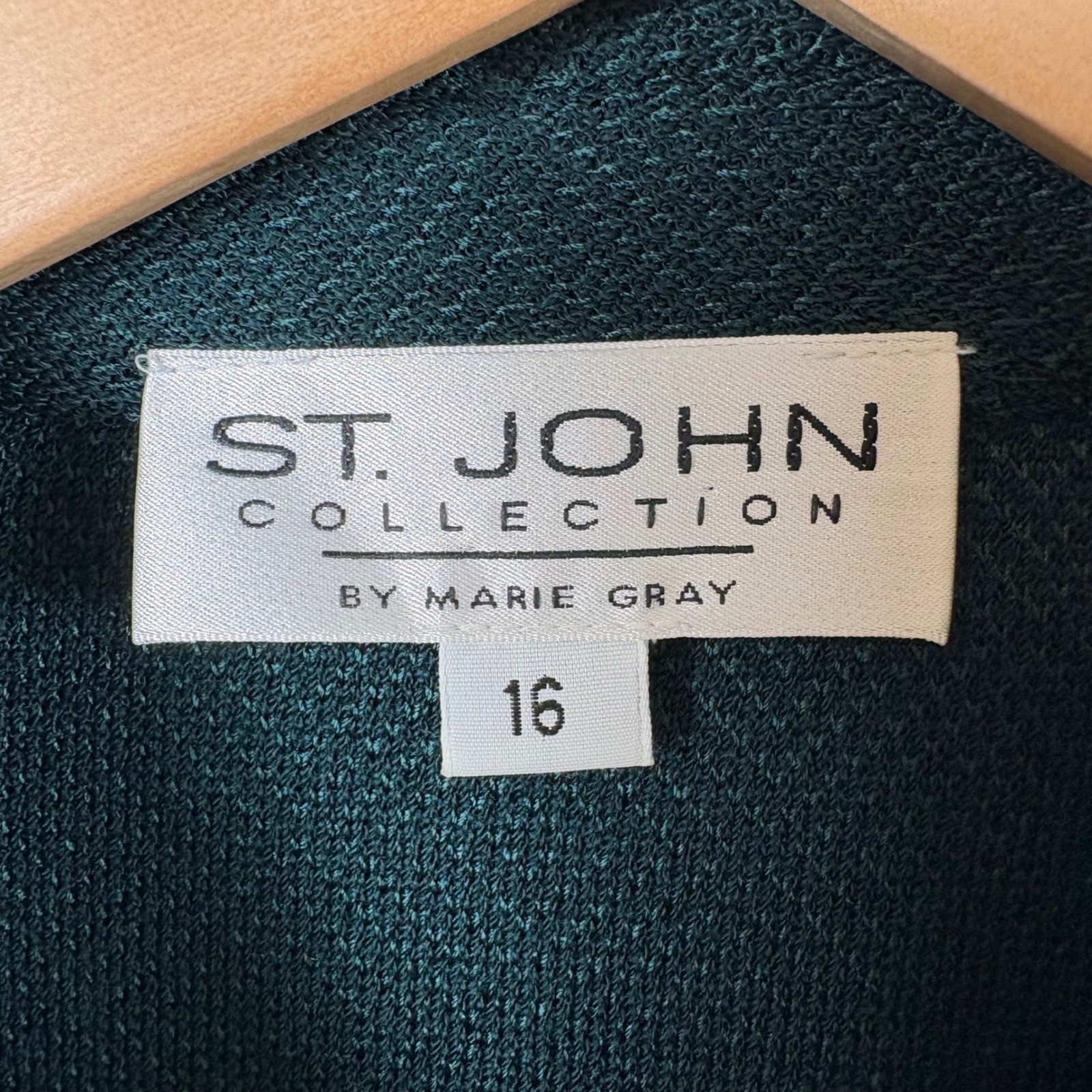 Vtg St. John Collection Skirt Suit 16 Green 3pc Knit Designer Quiet Luxury