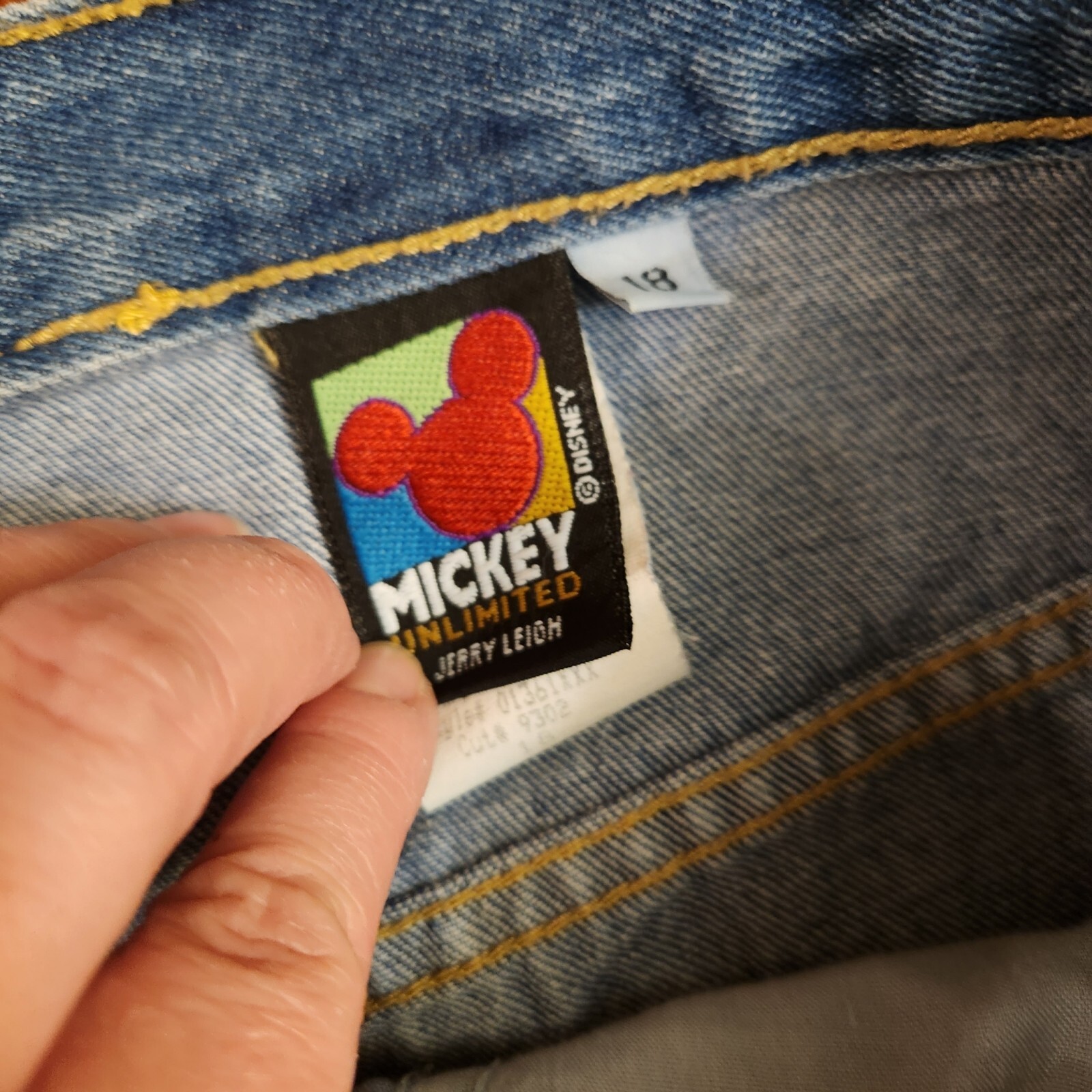 Vintage 90s Mickey Unlimited Jerry Leigh Jeans Size 18 Mom Jean Loose Disney Art