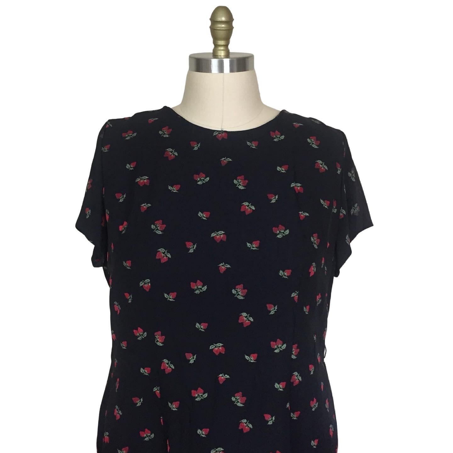 Vintage 1950s Plus Size Strawberry Print Dress | 1950s Plus Size Black Dress