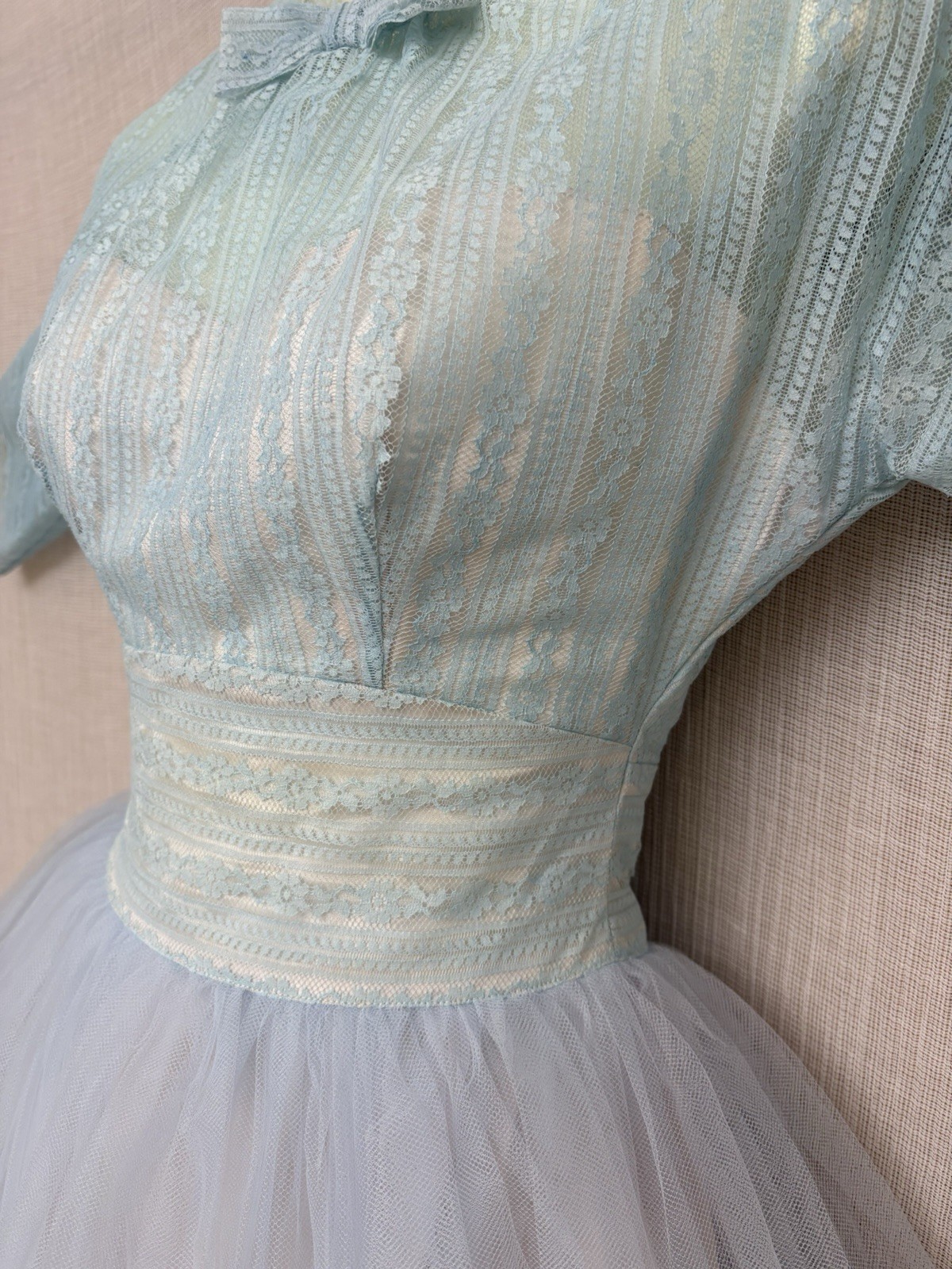 Vintage 1950s Lace Tulle Illusion Dress Wedding Bridesmaid Modest Princess XXS